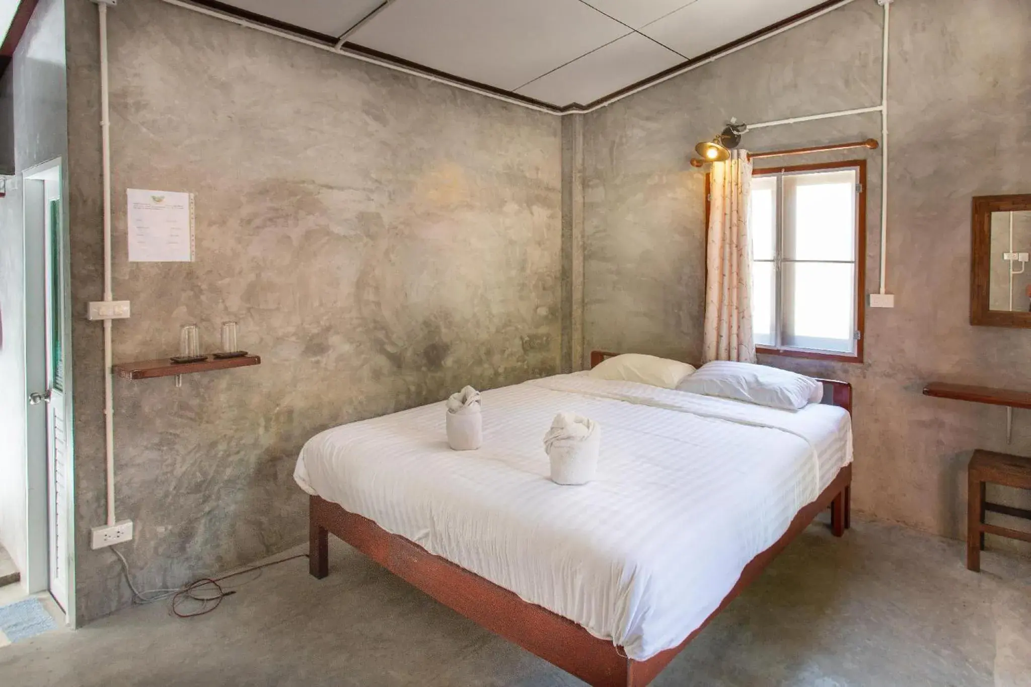 Property building, Bed in Frog Beach House Property building, Bed in Frog Beach House