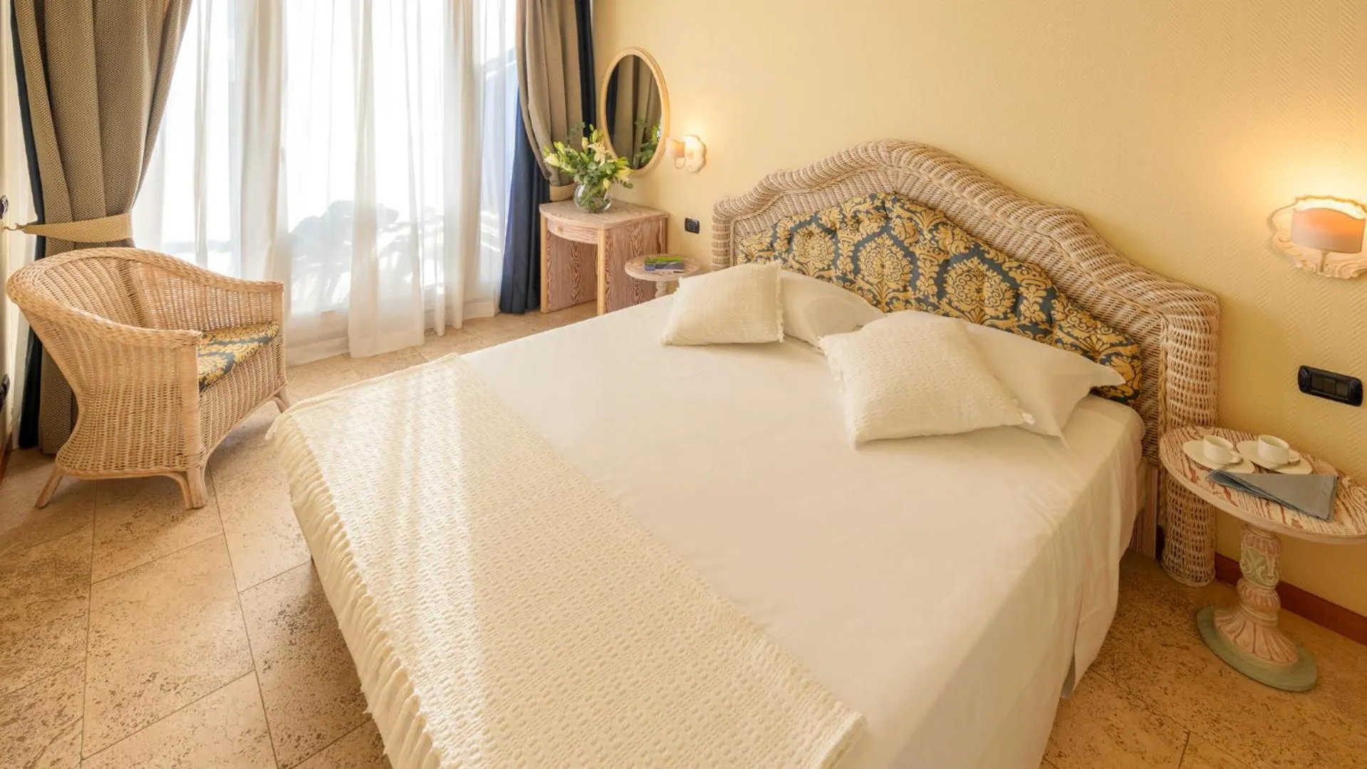 Bedroom, Bed in Hotel Marina Uno