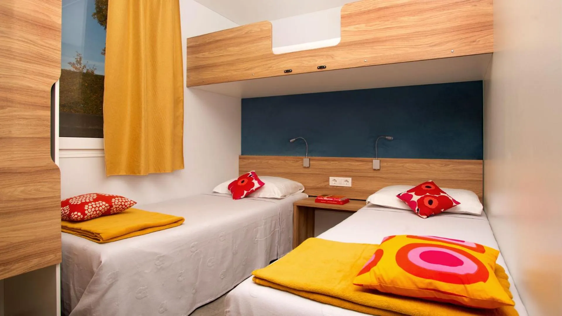 Bedroom, Bed in Hotel Marina Uno