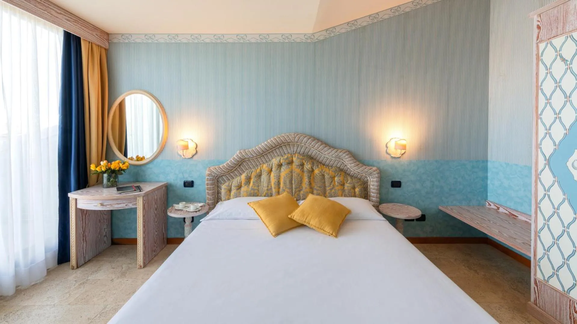 Bedroom, Bed in Hotel Marina Uno