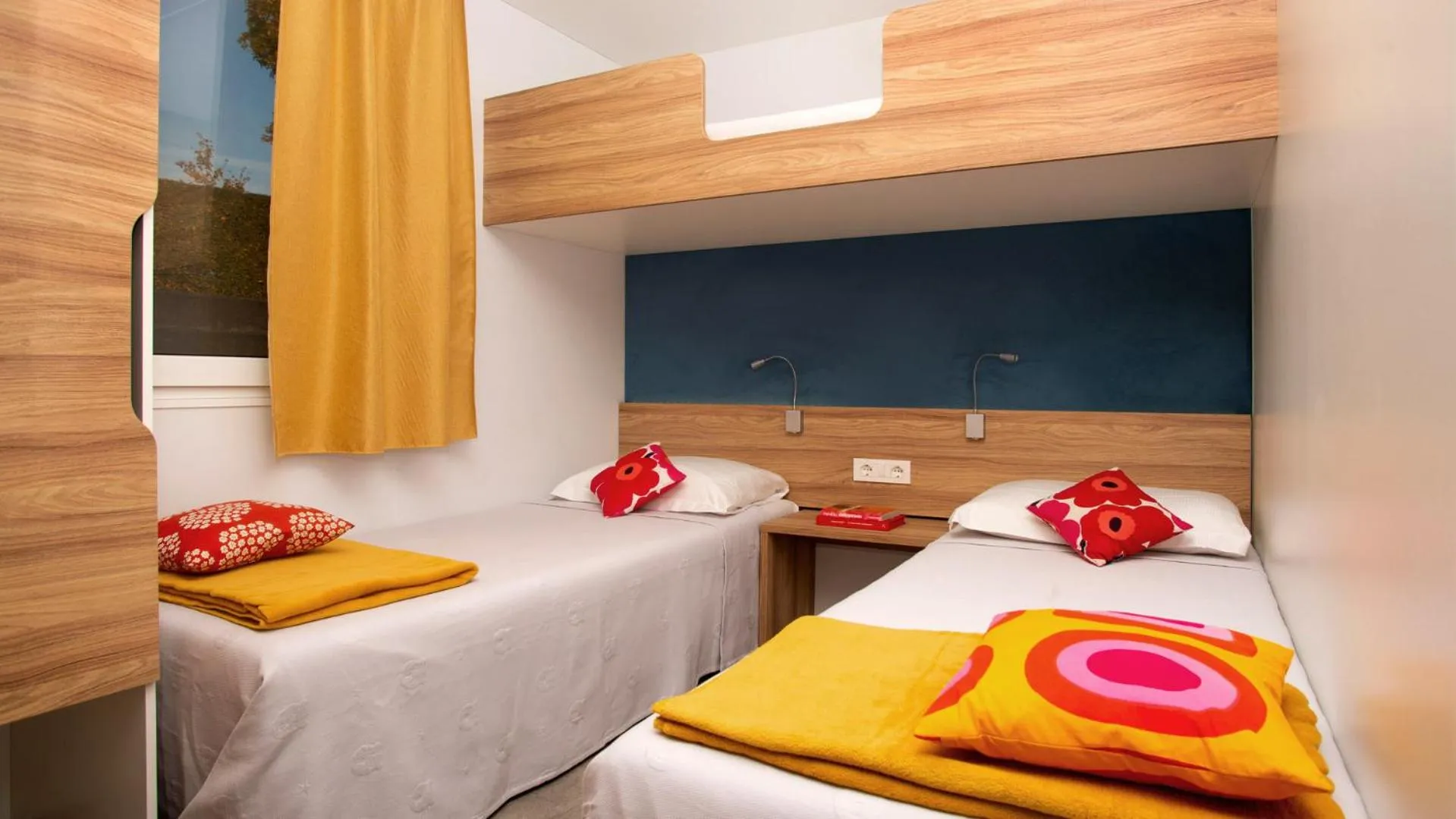 Bedroom, Bed in Hotel Marina Uno