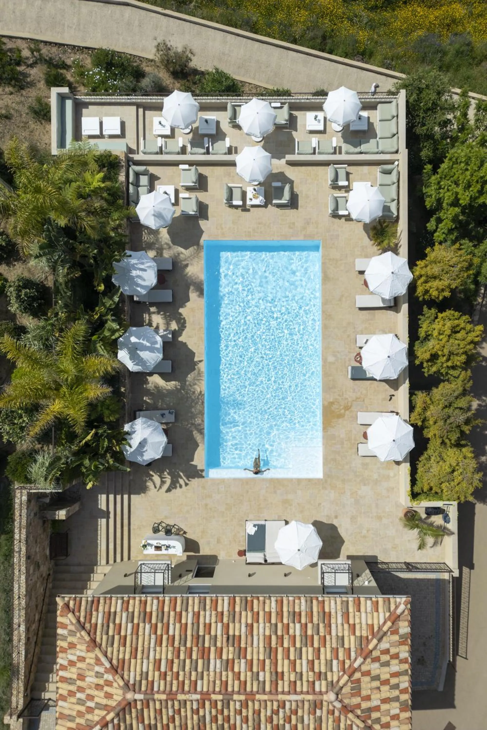 Pool view in Résidence Omigna