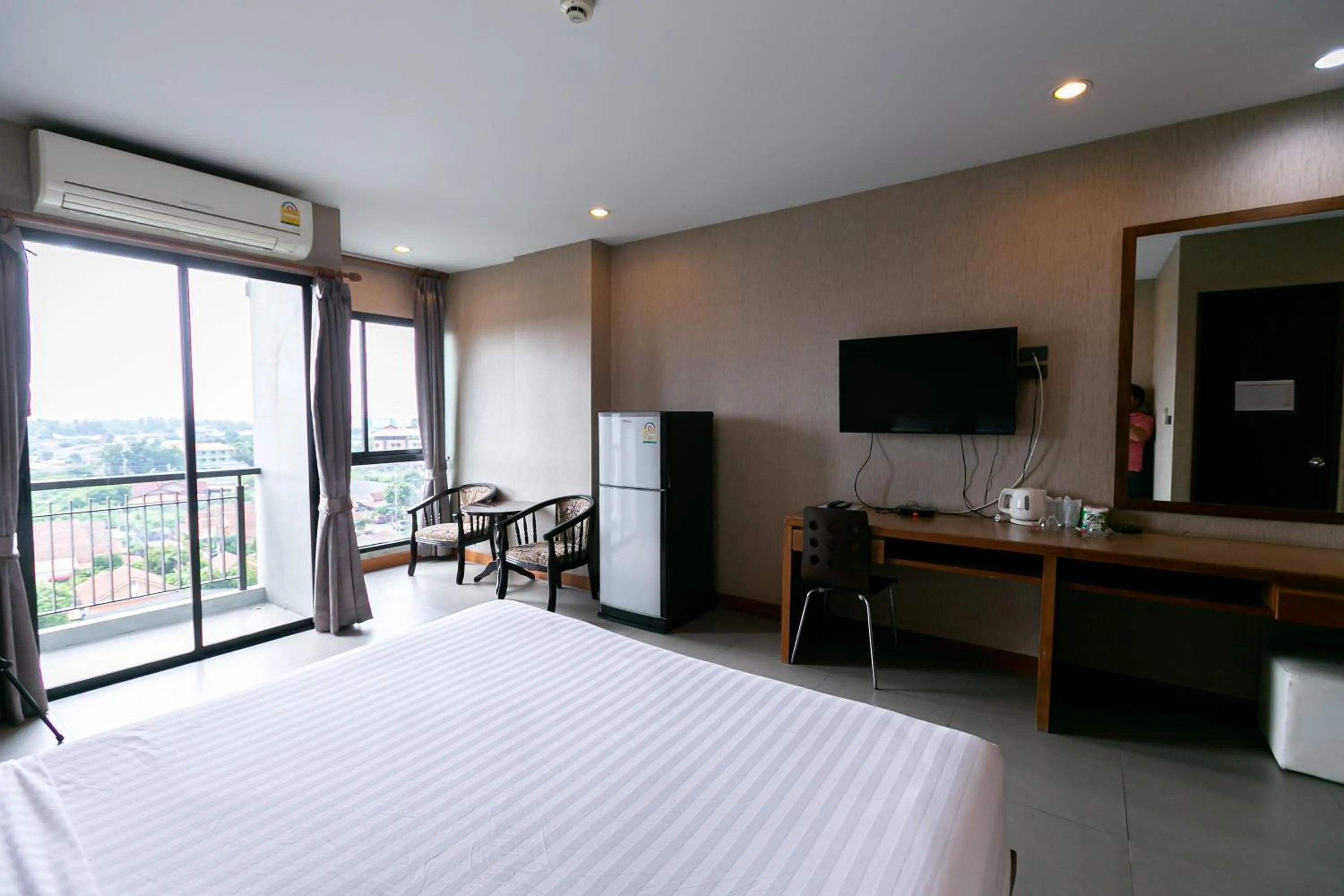 Bed in Farthai Residence