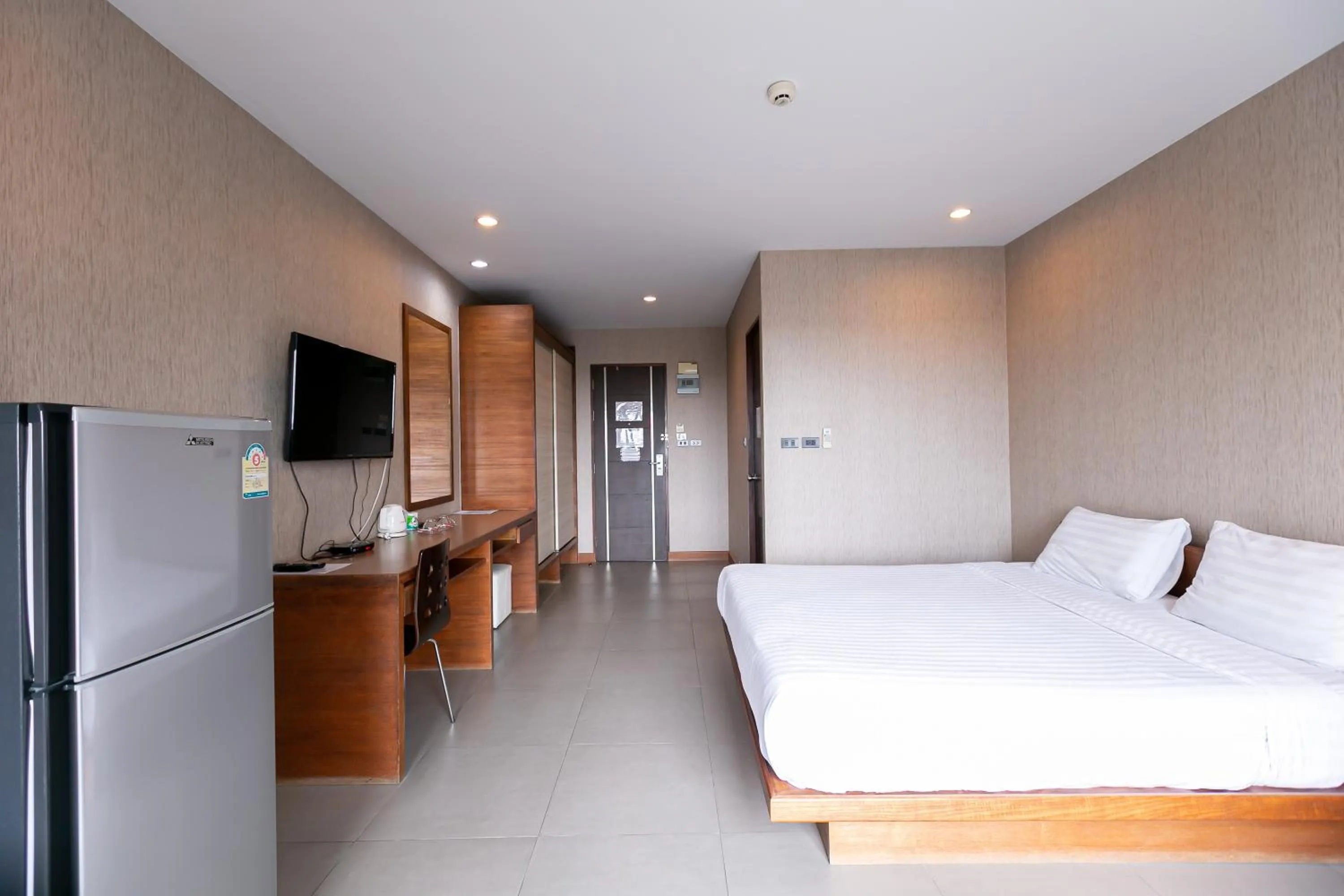 Bed in Farthai Residence