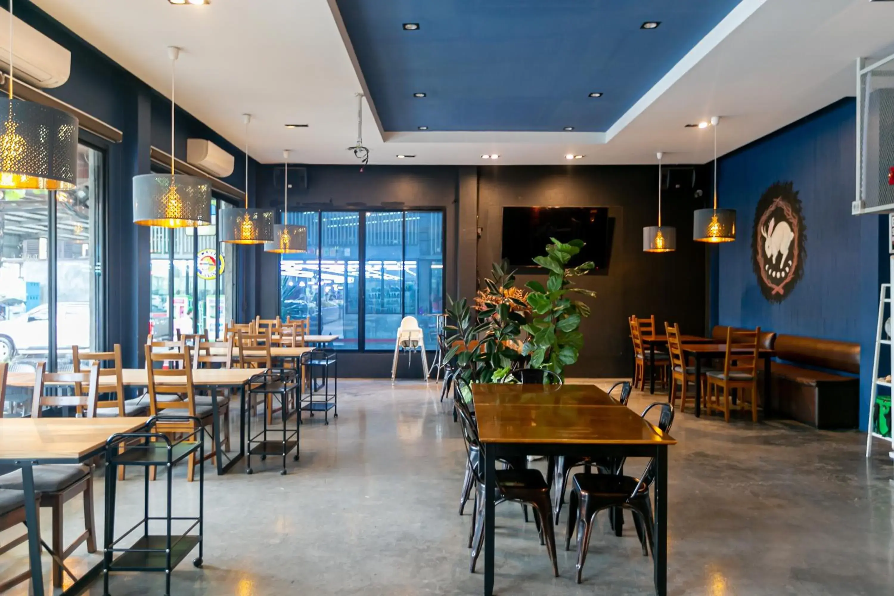 Restaurant/places to eat in Farthai Residence Restaurant/places to eat in Farthai Residence