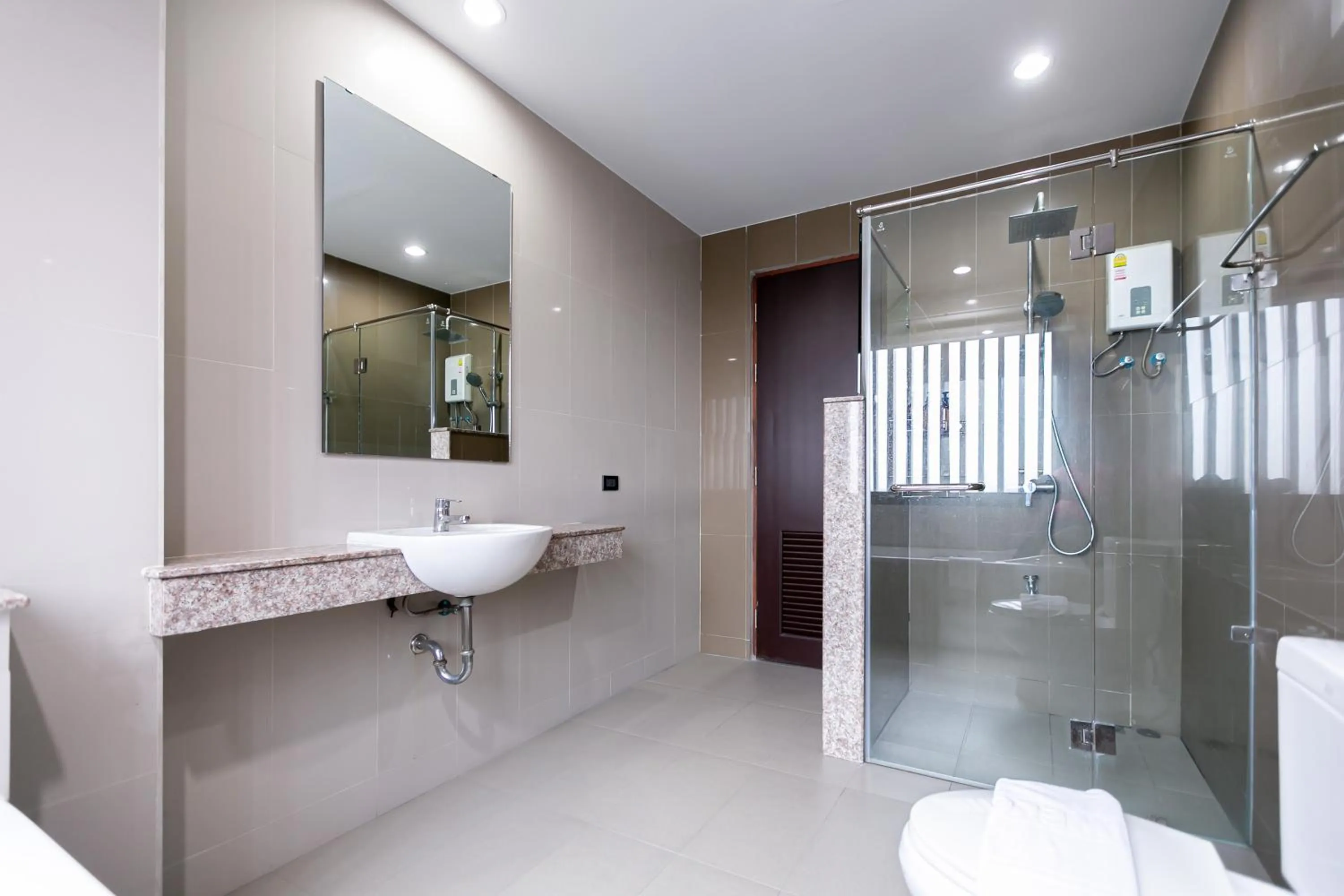 Bathroom in Farthai Residence