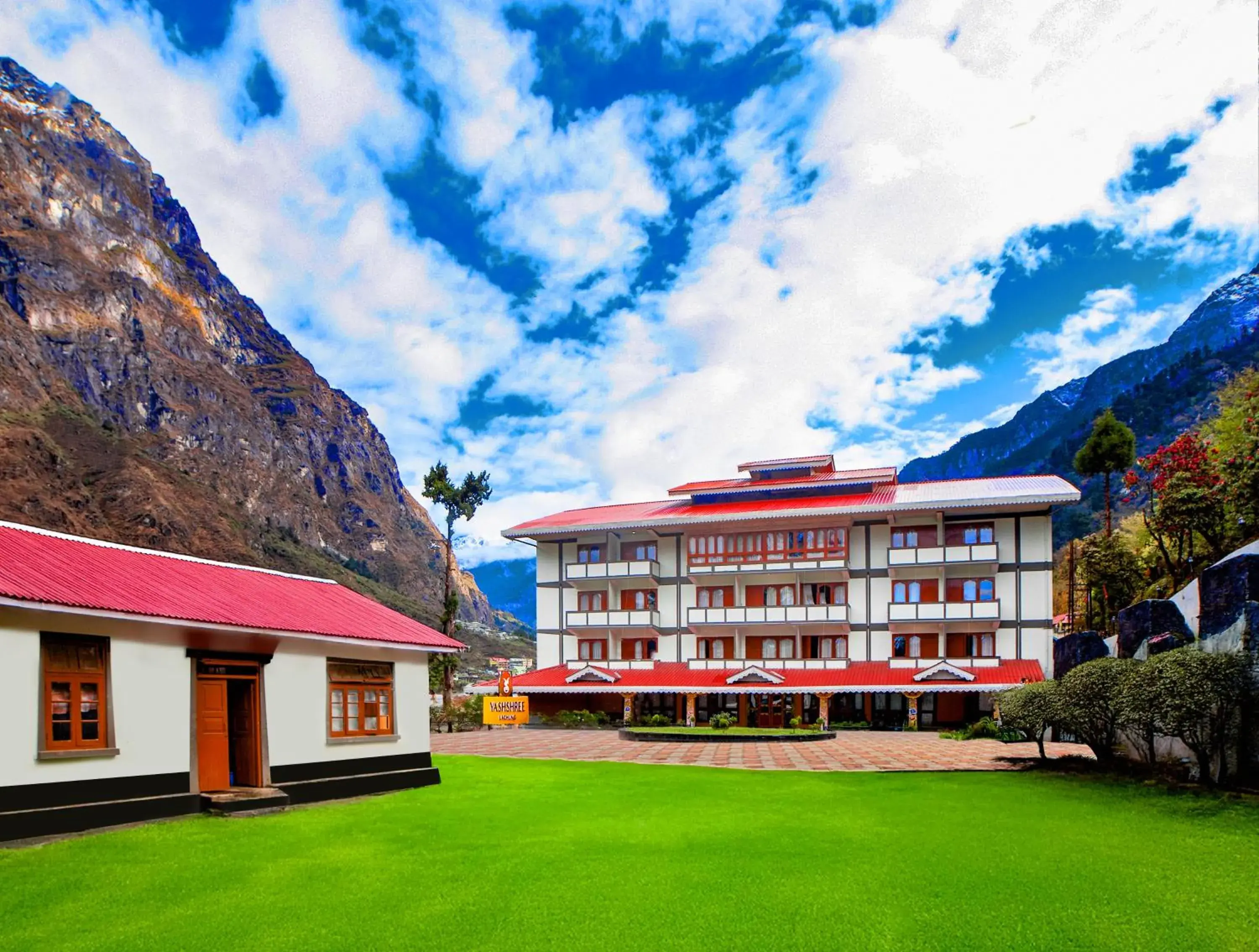 Property building in Yashshree Lachung Property building in Yashshree Lachung