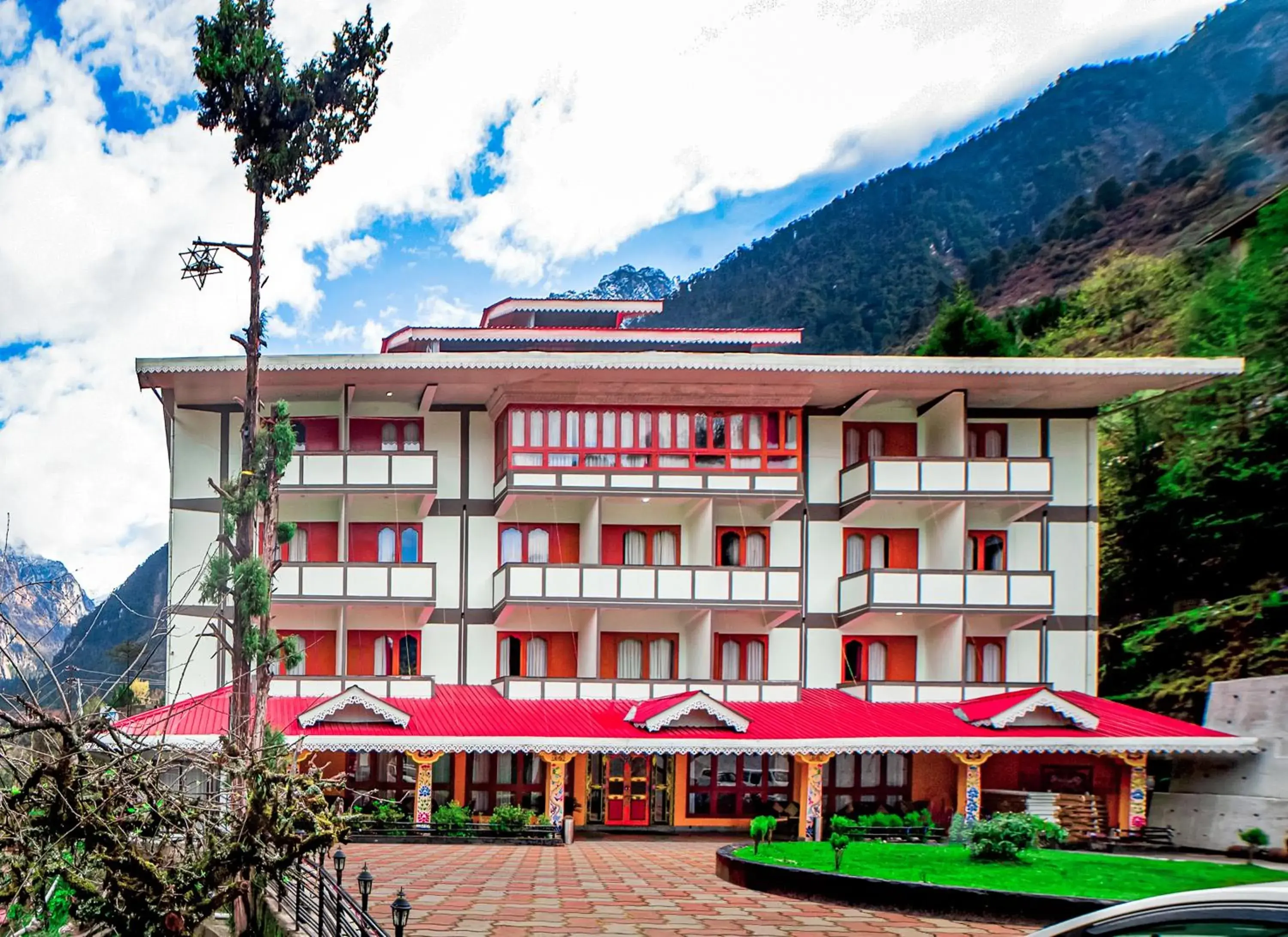 Property building in Yashshree Lachung Property building in Yashshree Lachung
