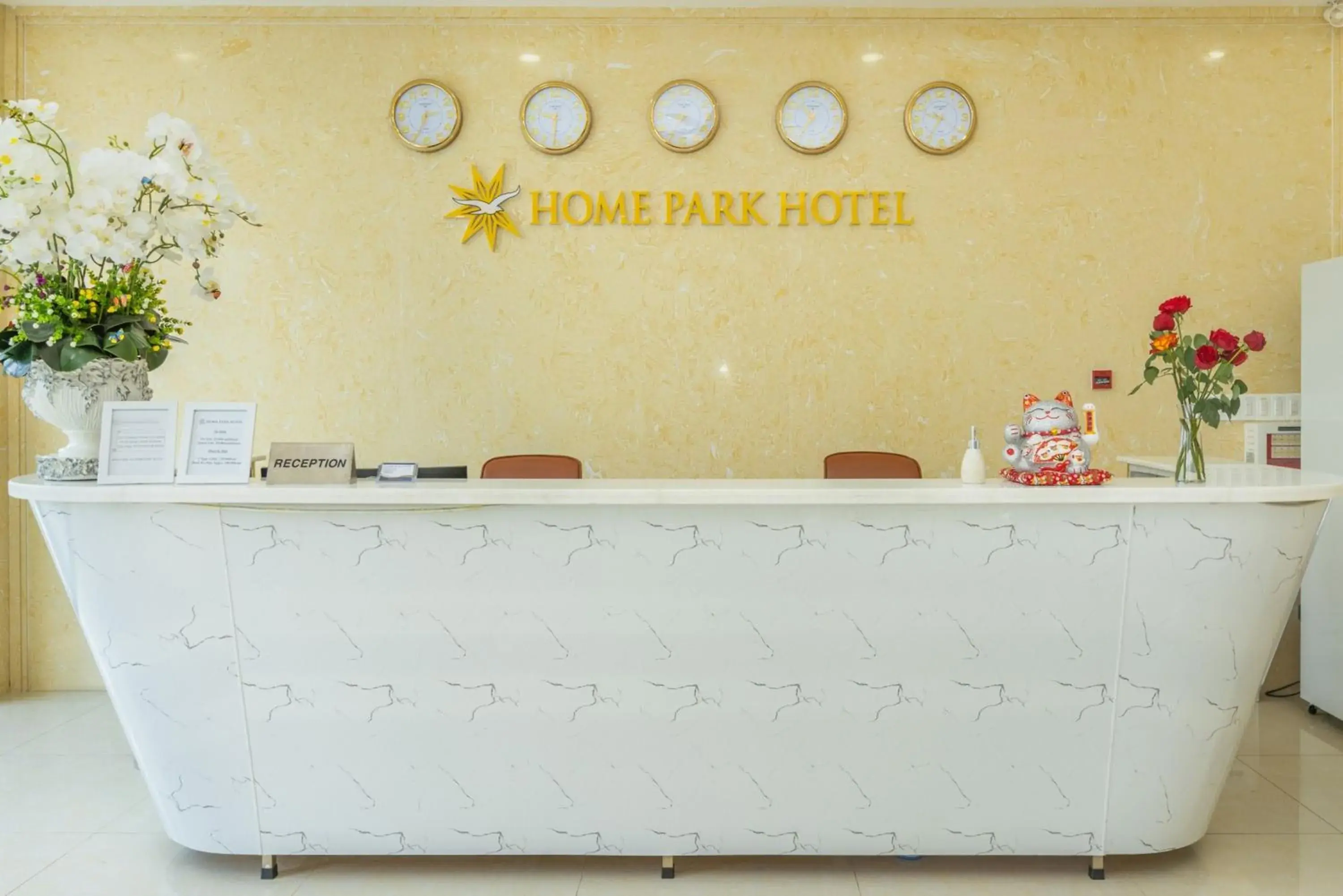 Lobby or reception in Home Park Hotel Lobby or reception in Home Park Hotel