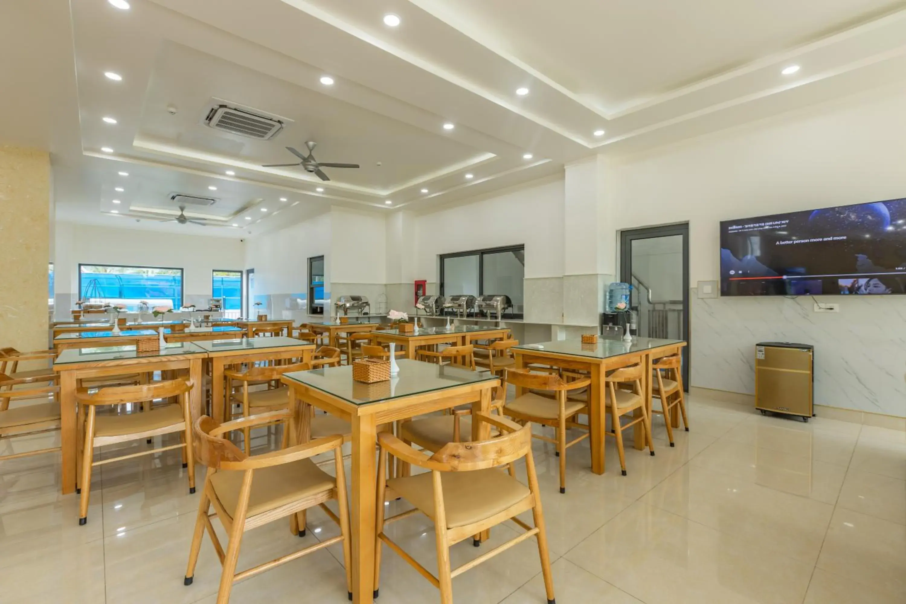 Restaurant/places to eat in Home Park Hotel Restaurant/places to eat in Home Park Hotel