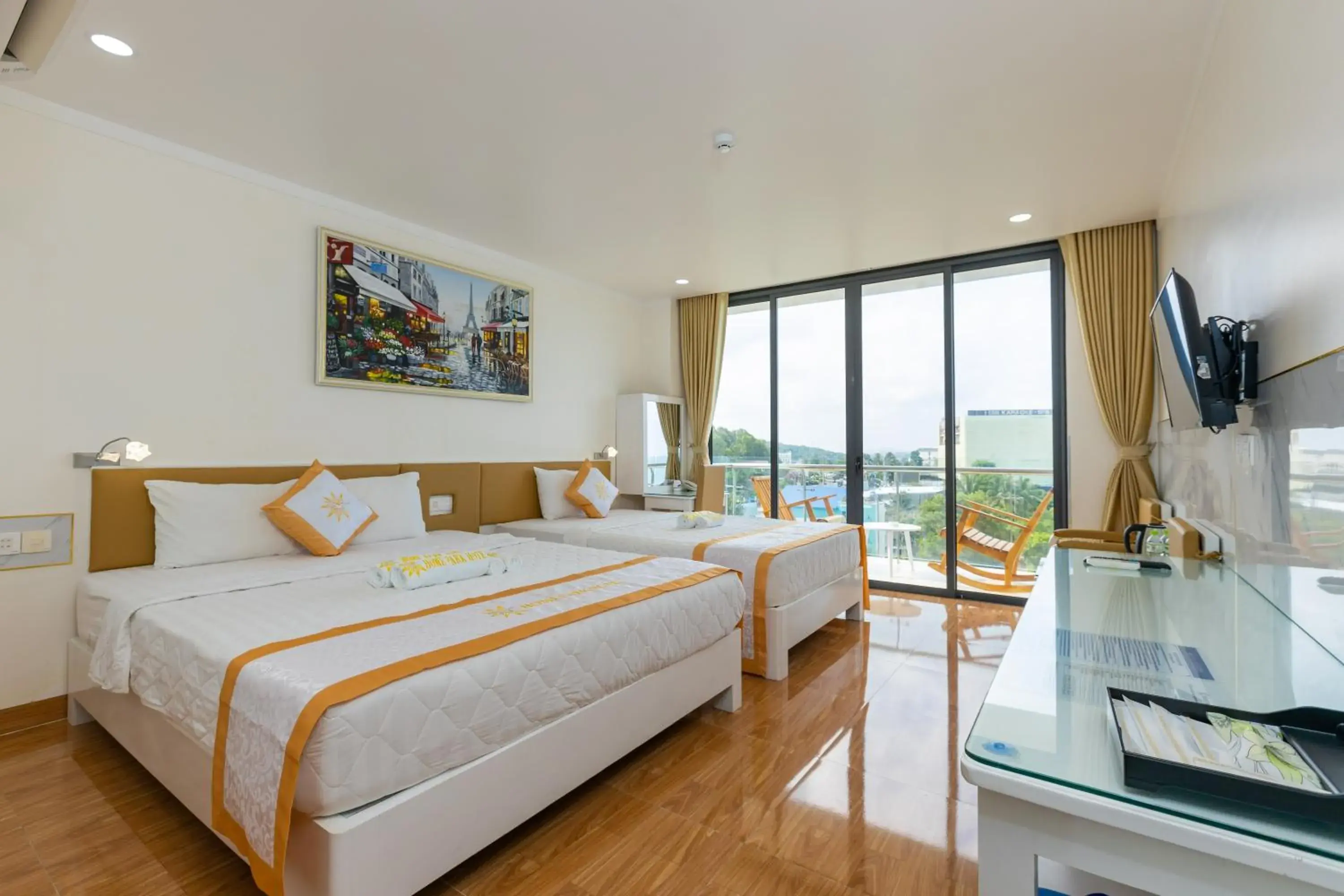 Triple Room with Sea View in Home Park Hotel Triple Room with Sea View in Home Park Hotel
