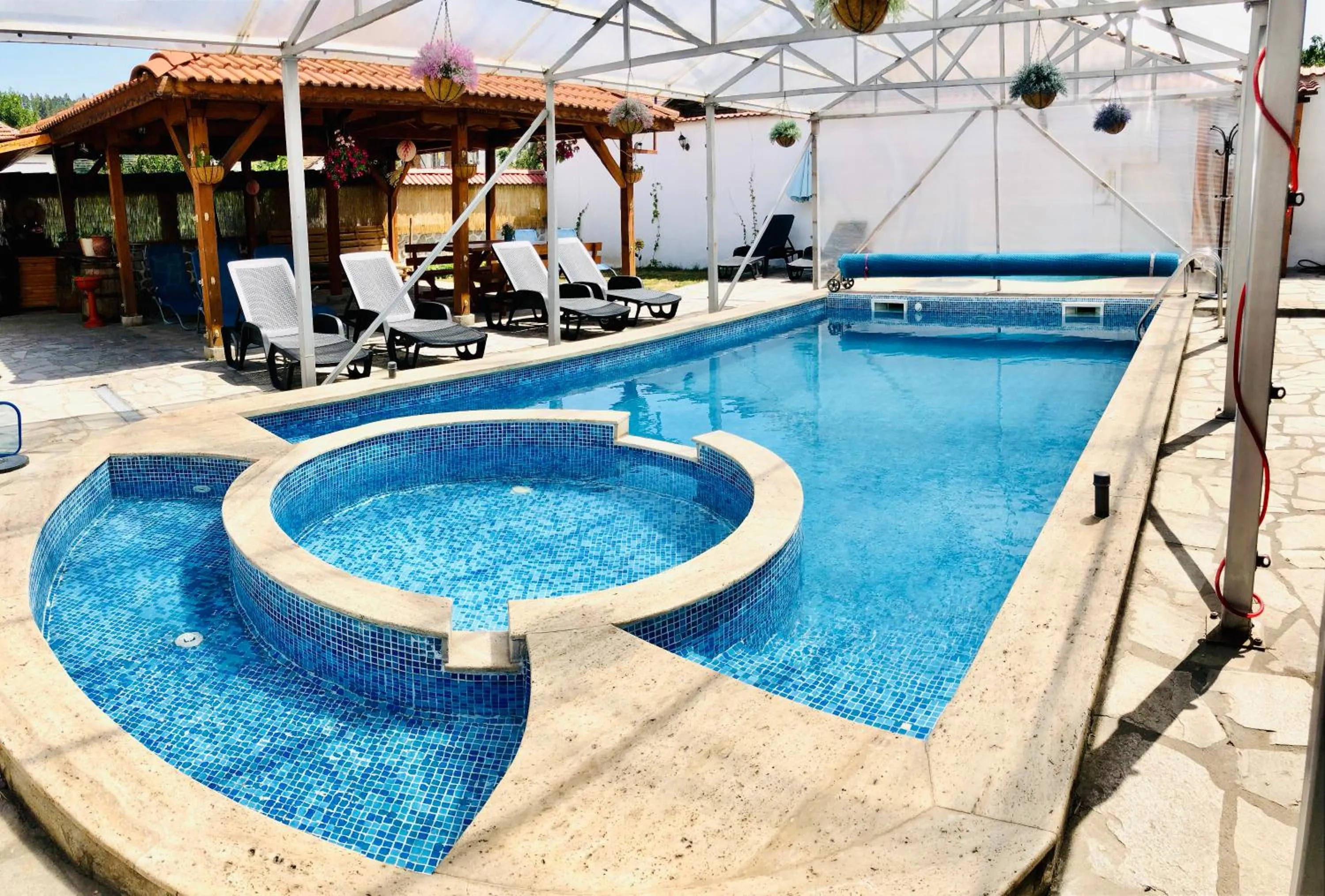 Swimming pool in Family Hotel Carpe Diem