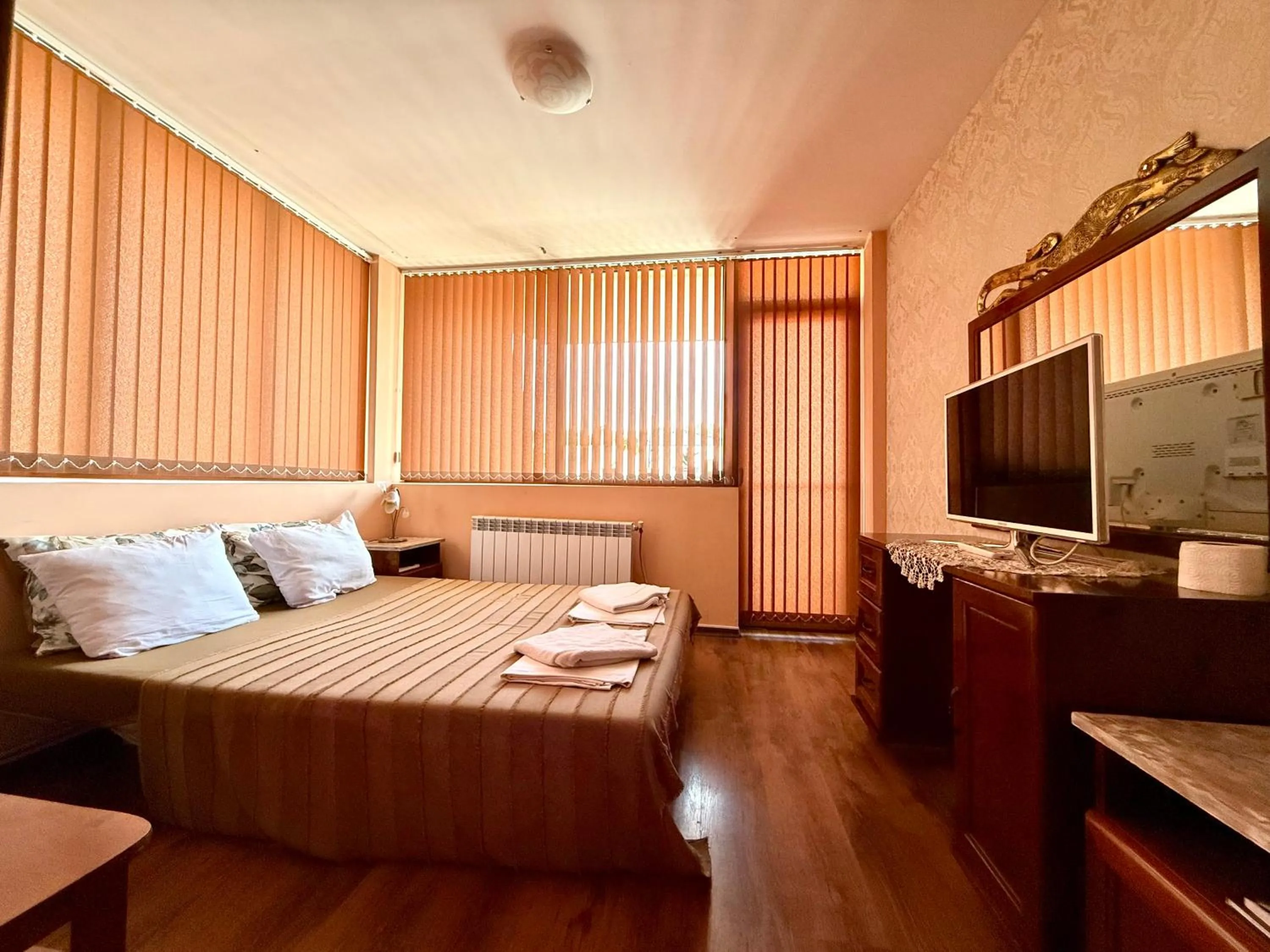 Bedroom in Family Hotel Carpe Diem