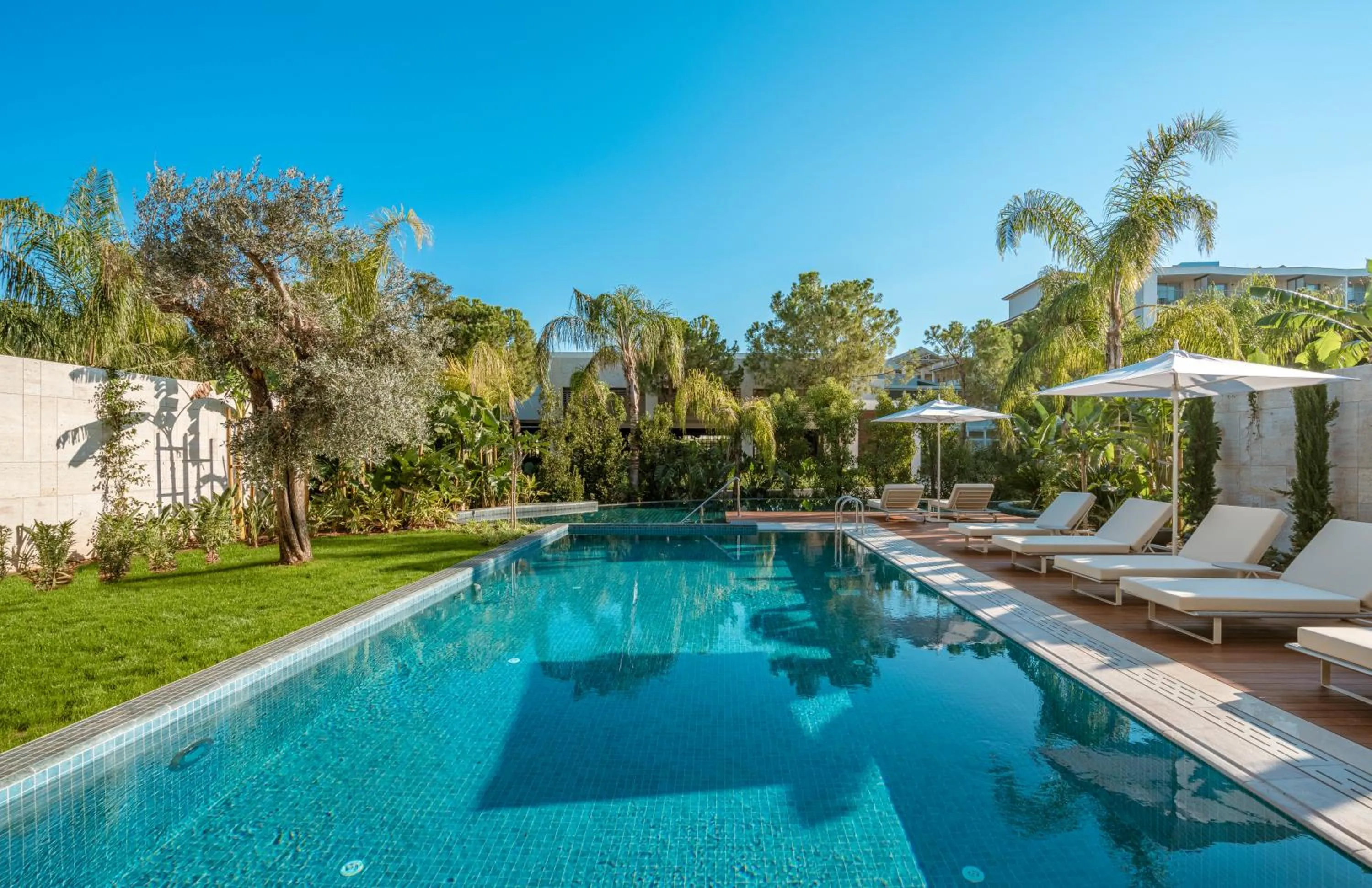 Swimming pool in Bayou Villas Antalya - Ultra All Inclusive