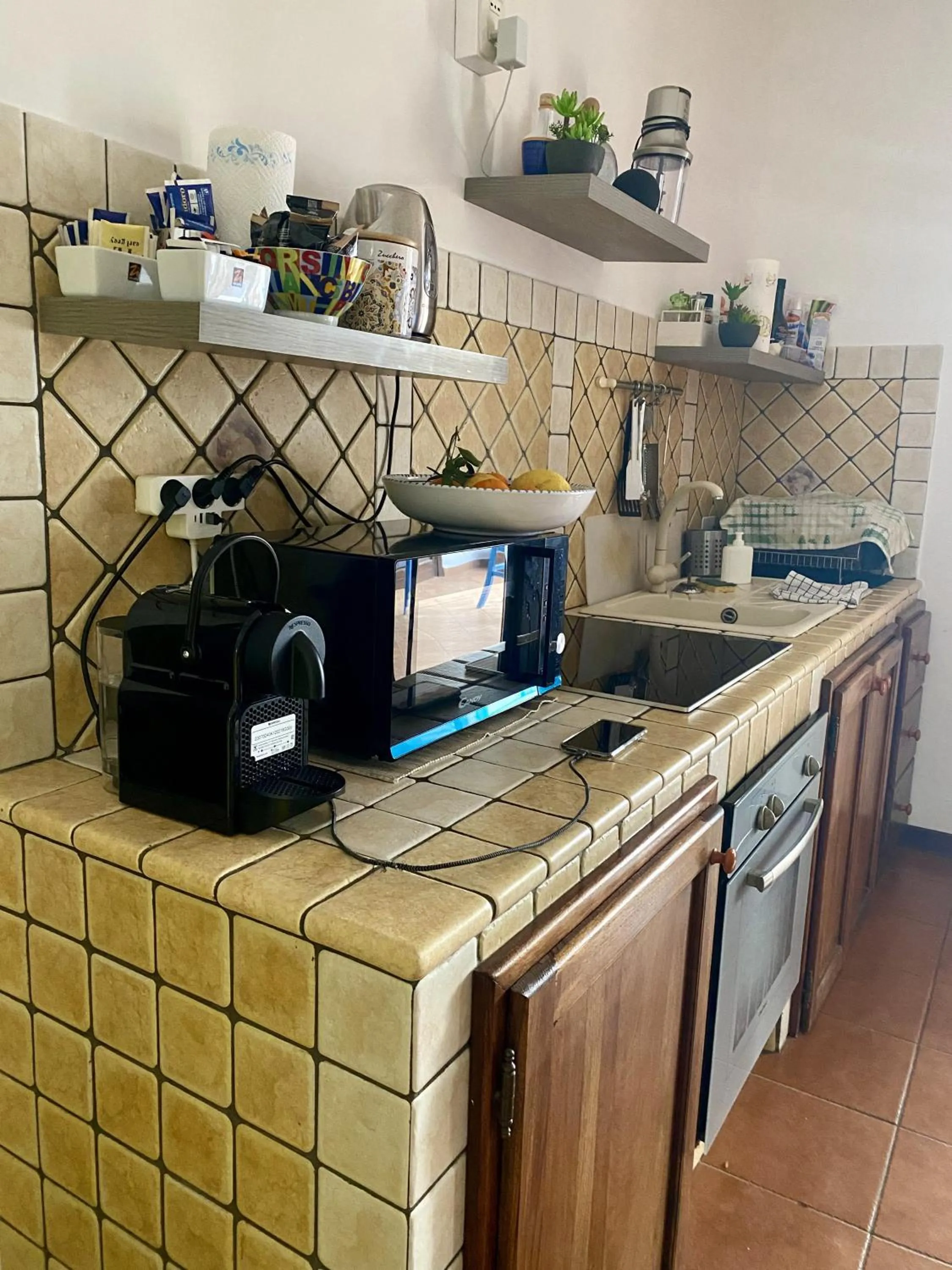 Coffee/tea facilities in Casa Emma