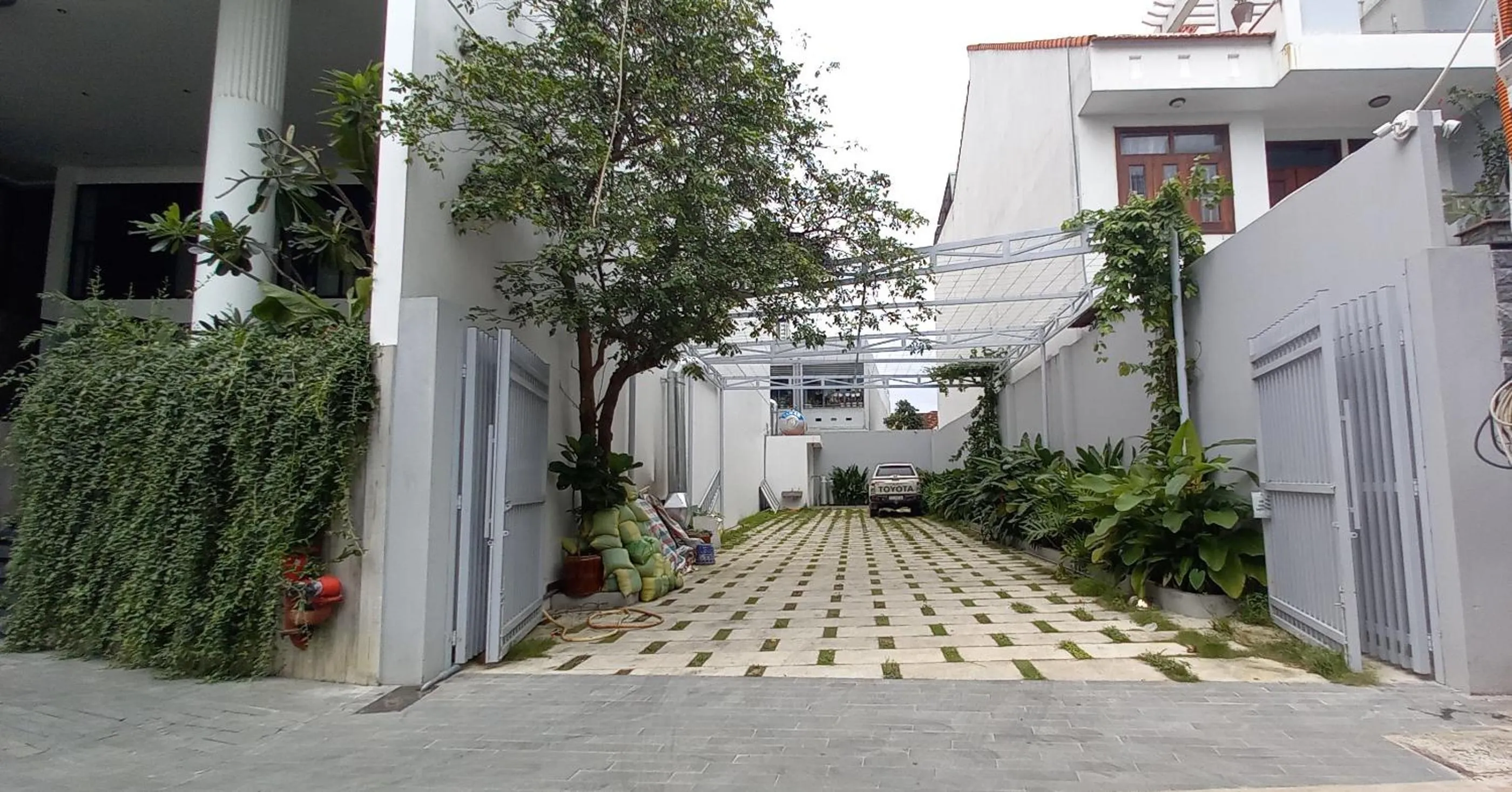 Parking in Le Mint Hotel Quy Nhơn