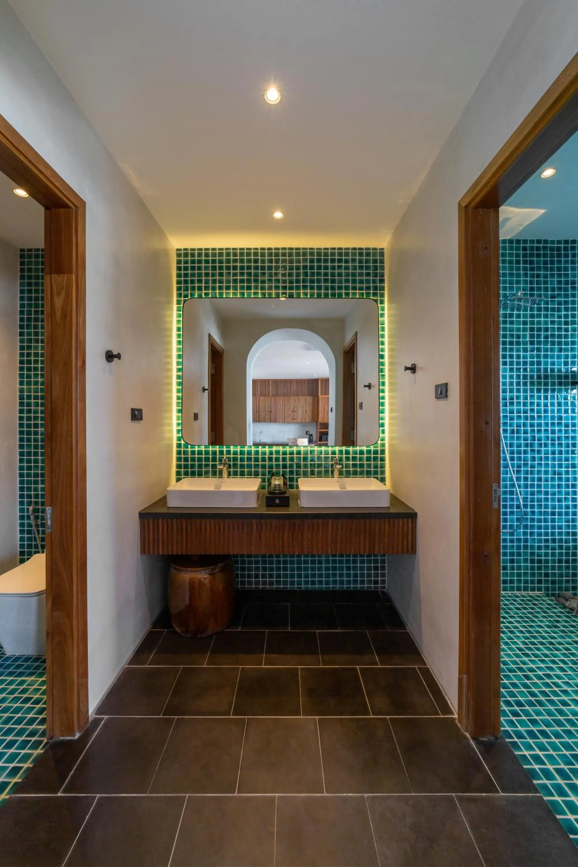 Toilet in Le Mint Hotel Quy Nhơn