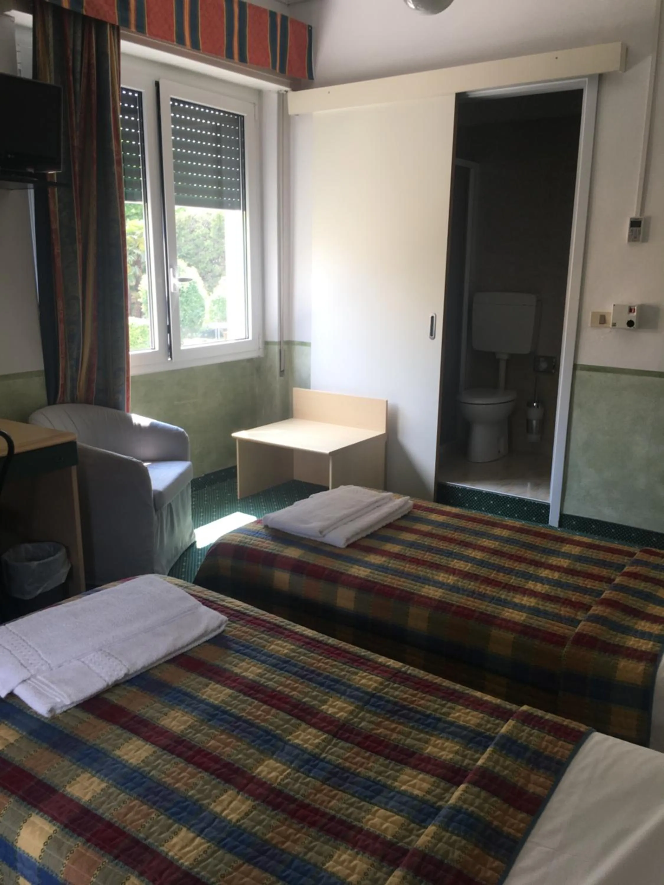 Bedroom, Bed in Hotel Astoria