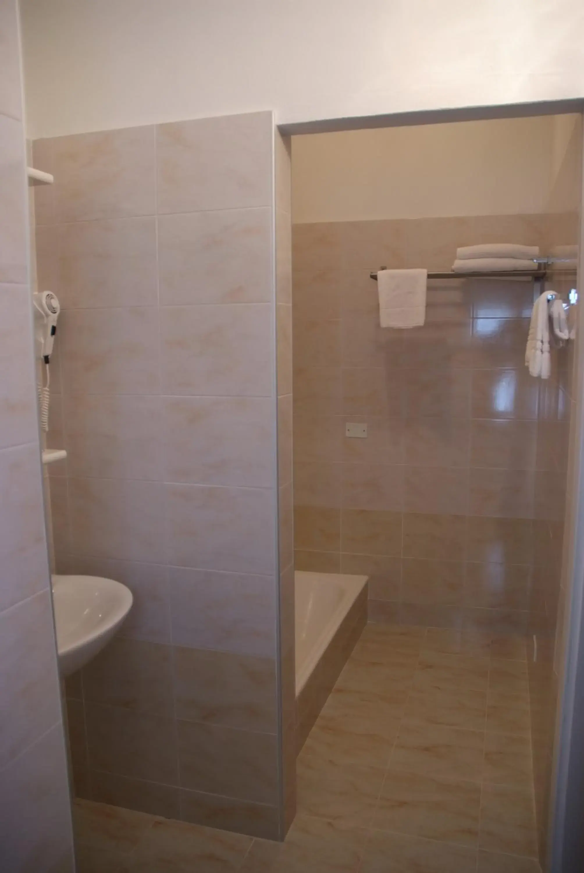 Bathroom in Hotel Astoria Bathroom in Hotel Astoria