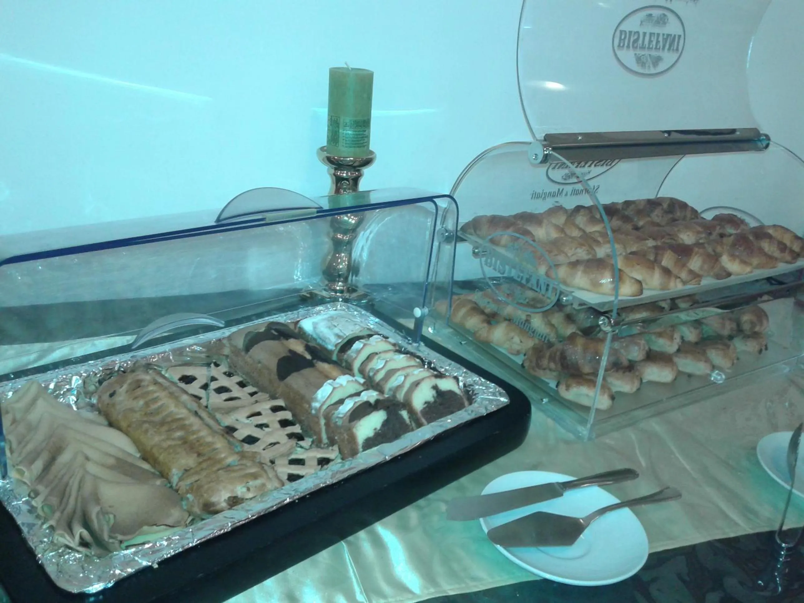 Breakfast in Hotel Astoria