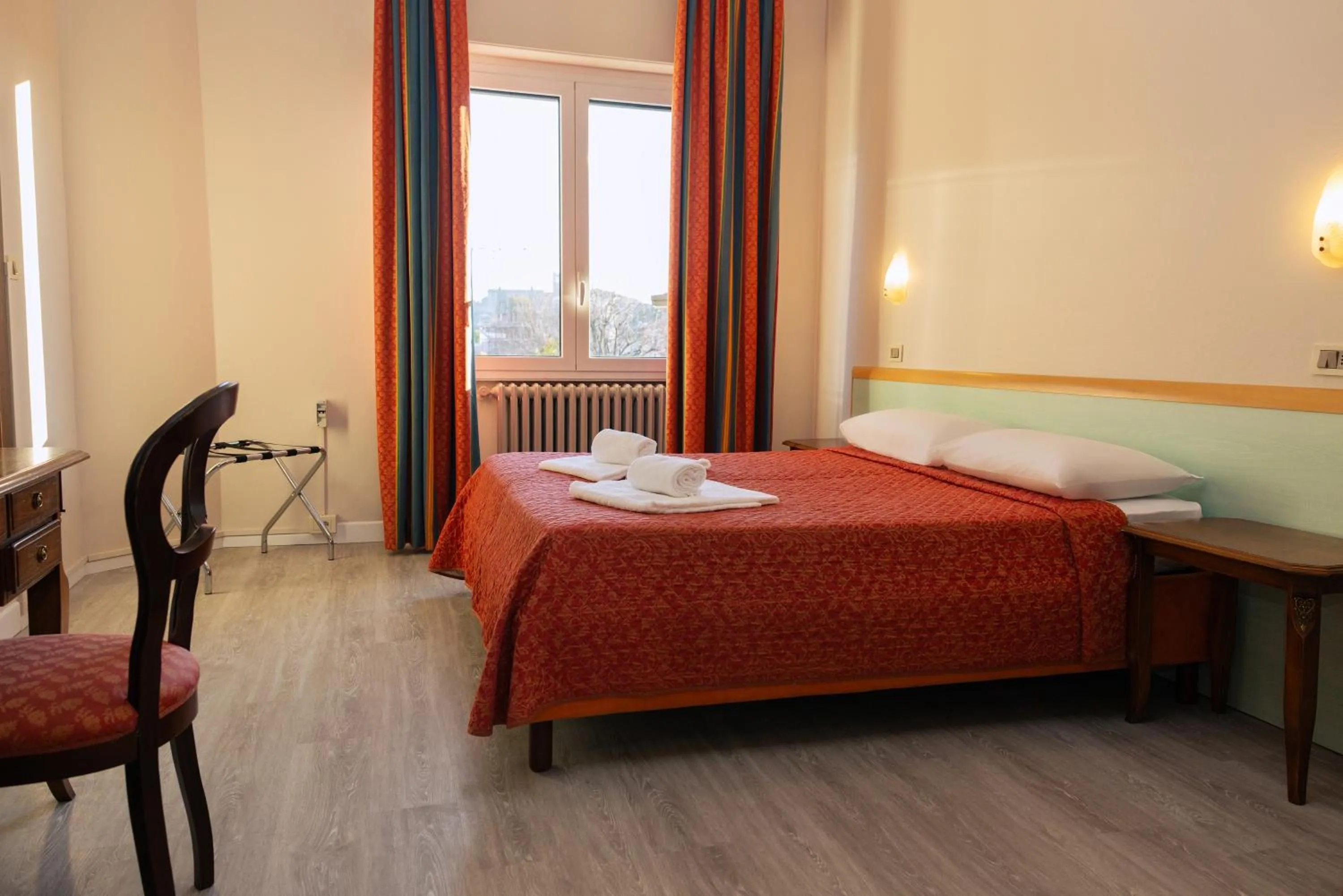 Bed in Hotel Astoria