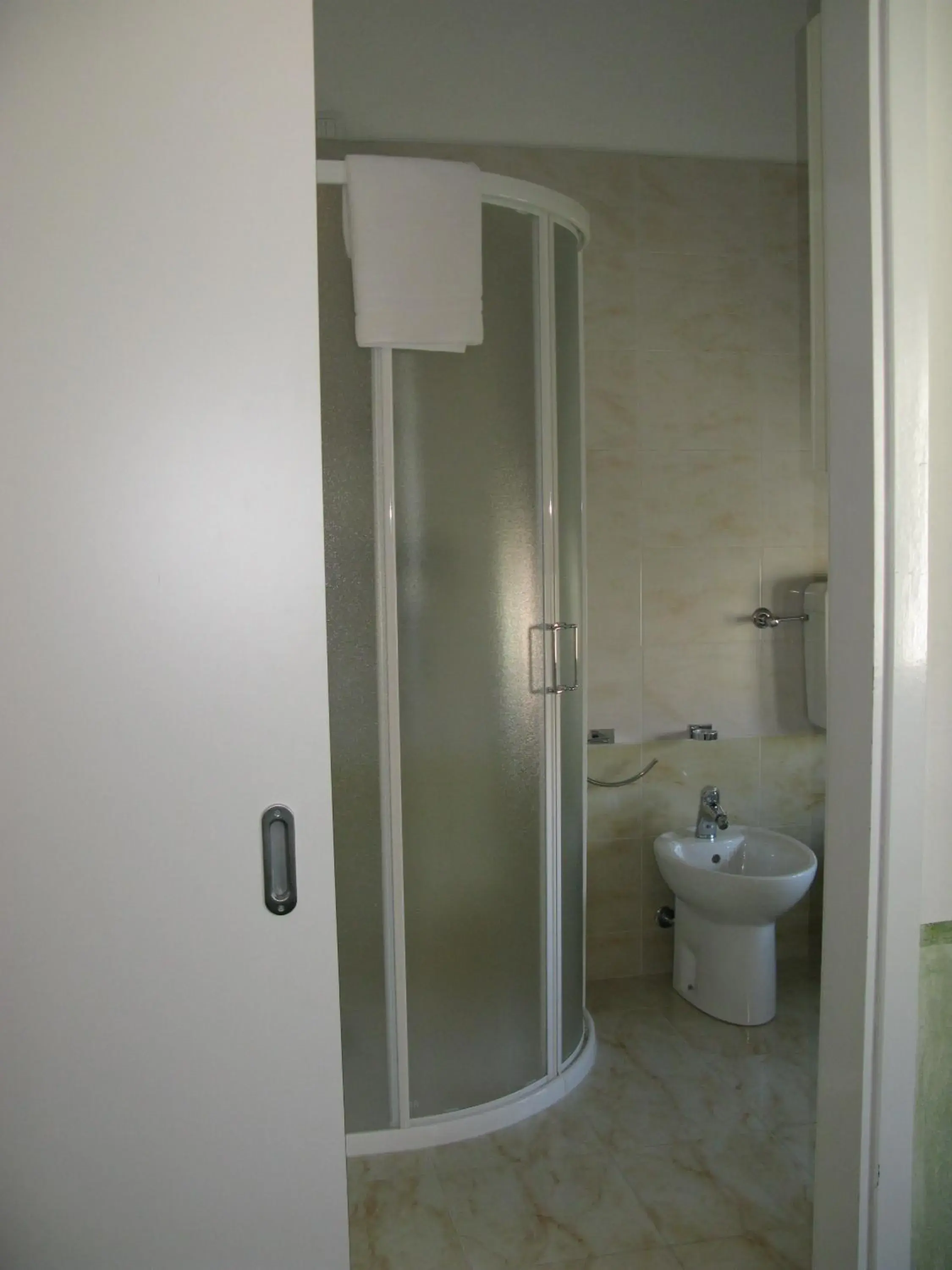 Bathroom in Hotel Astoria Bathroom in Hotel Astoria