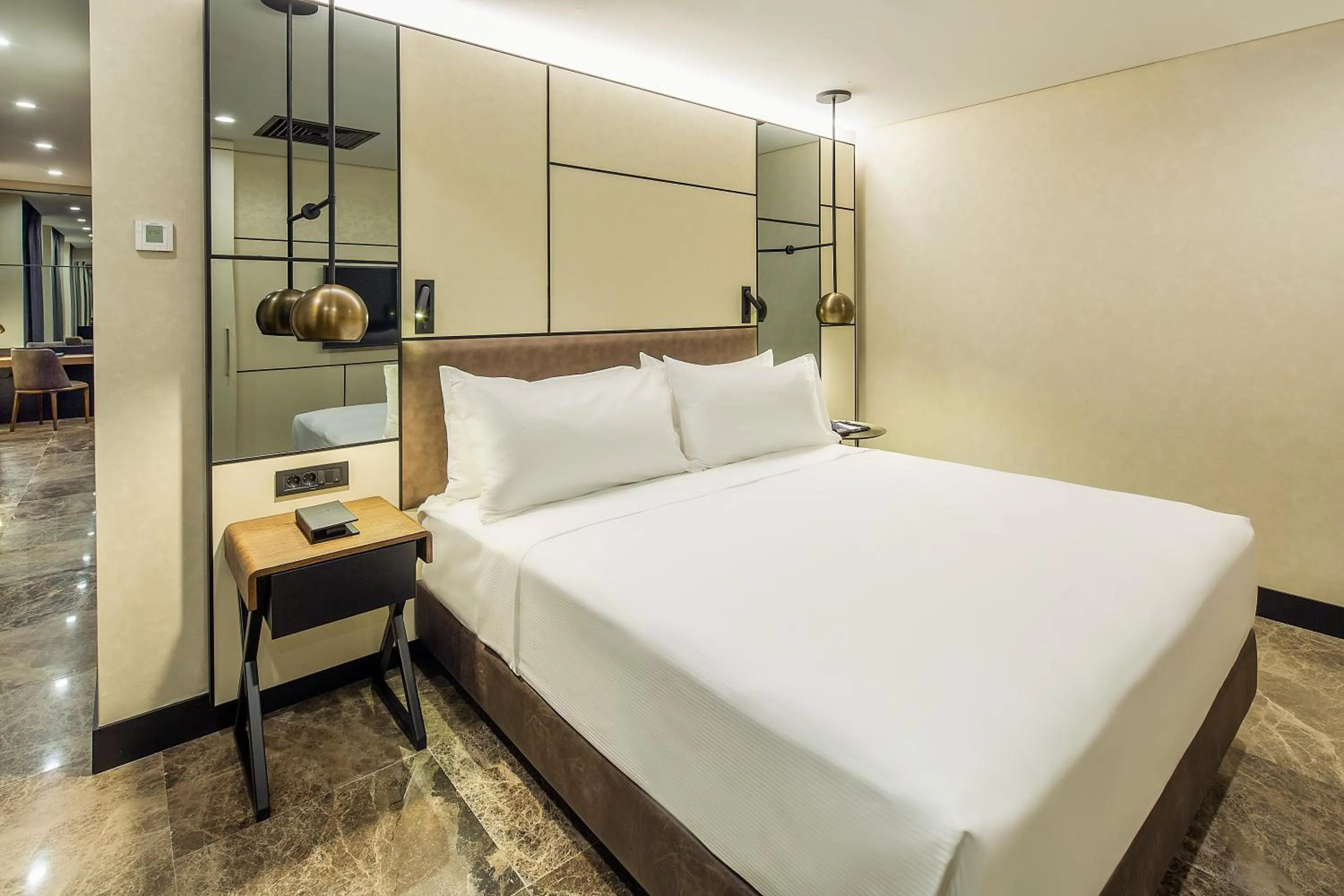 Photo of the whole room, Bed in Dedeman Kartepe Kocaeli