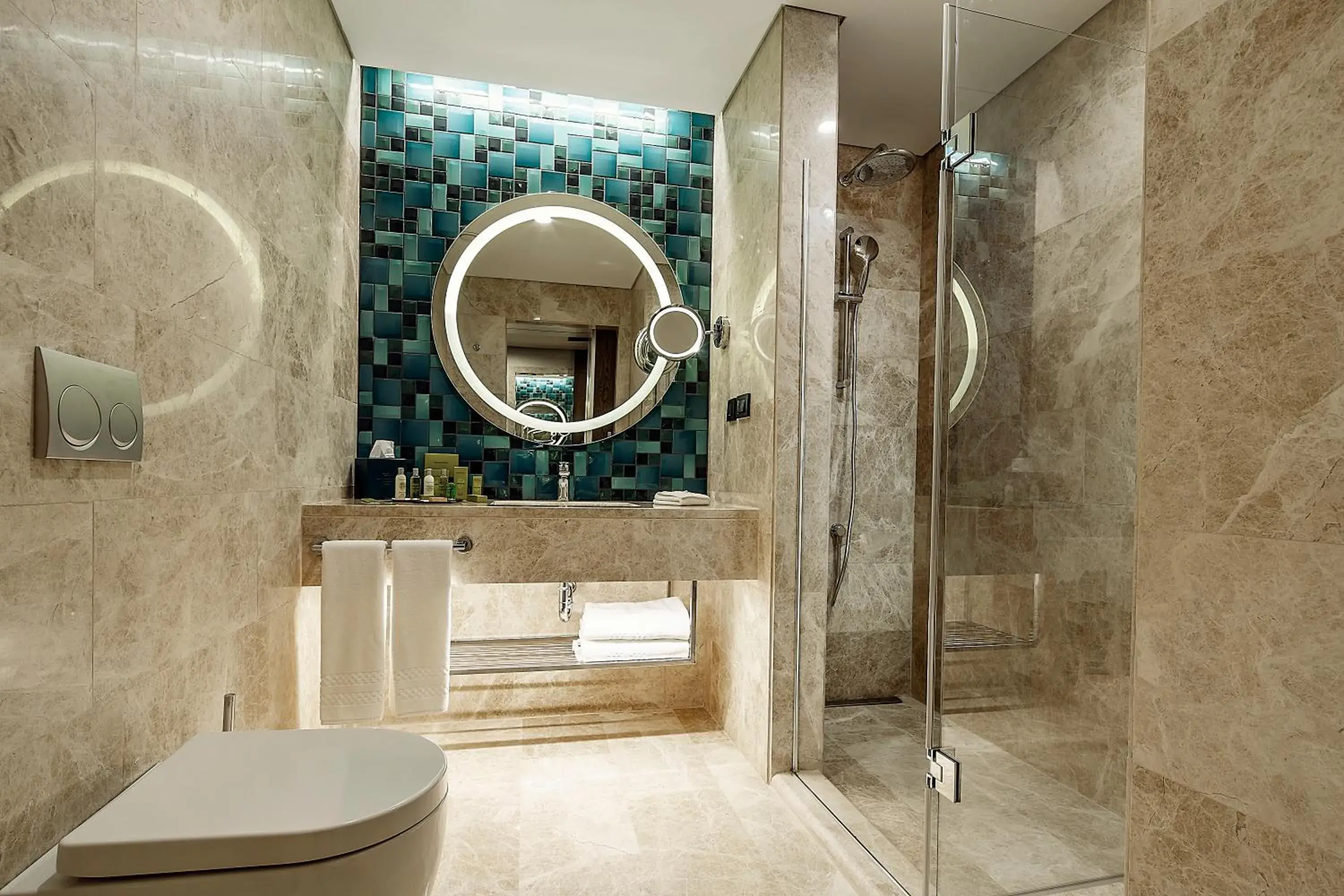 Standard Twin Room in Dedeman Kartepe Kocaeli Standard Twin Room in Dedeman Kartepe Kocaeli