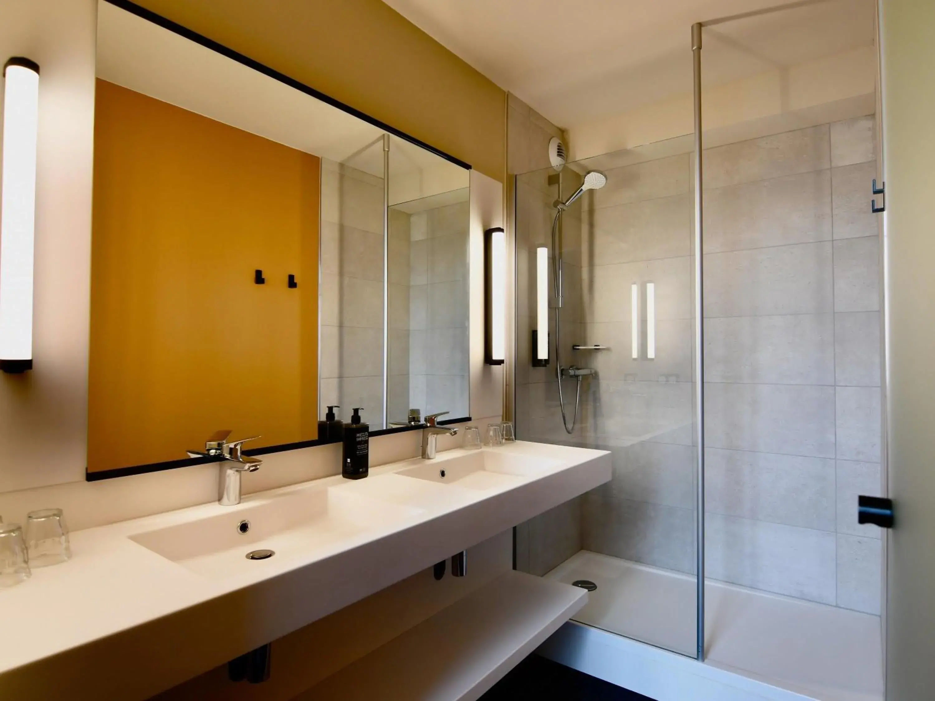 Bedroom in ibis Styles Saint Nazaire Centre Gare Bedroom in ibis Styles Saint Nazaire Centre Gare