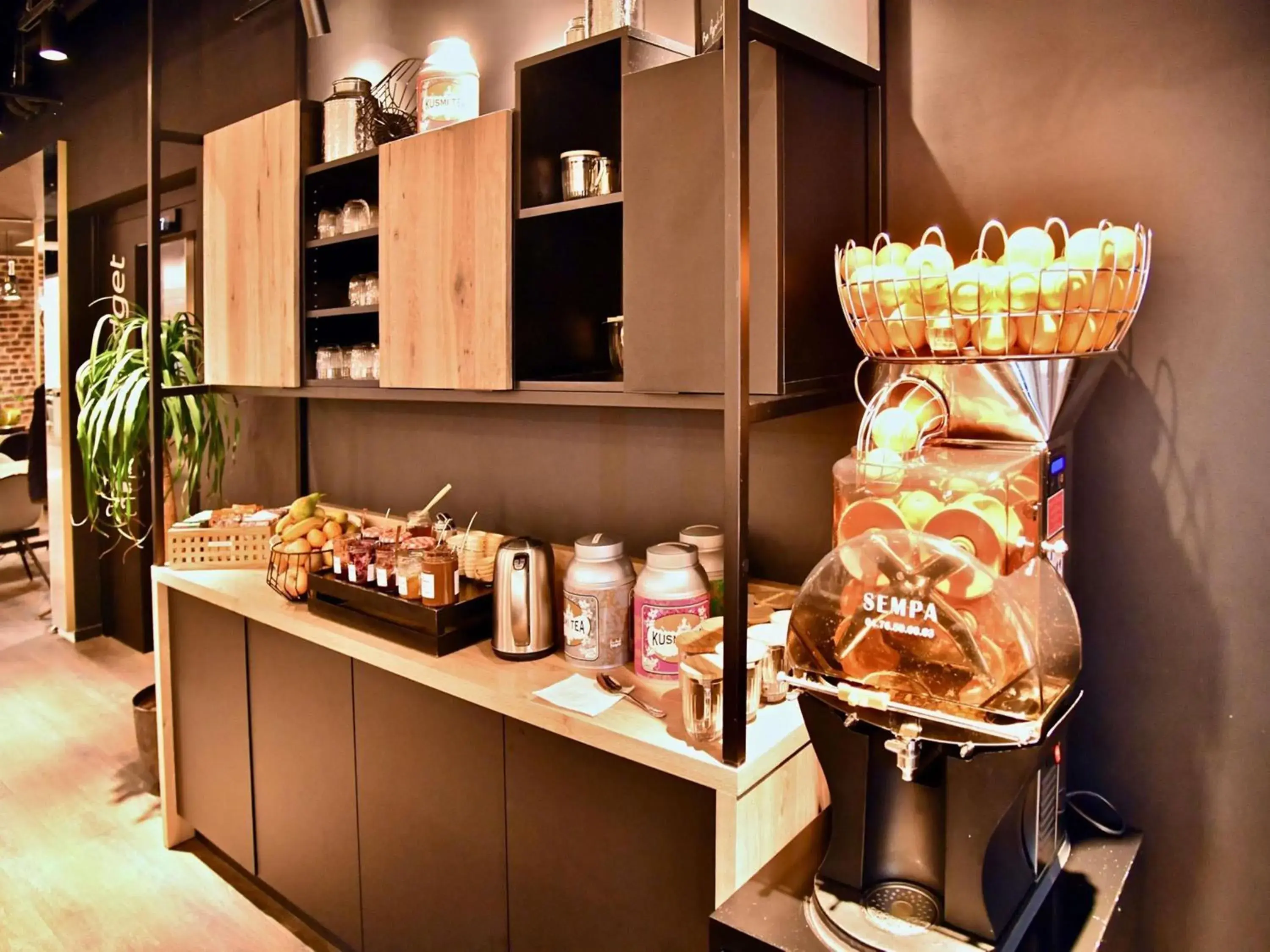 Breakfast in ibis budget Saint Nazaire Centre Gare Breakfast in ibis budget Saint Nazaire Centre Gare