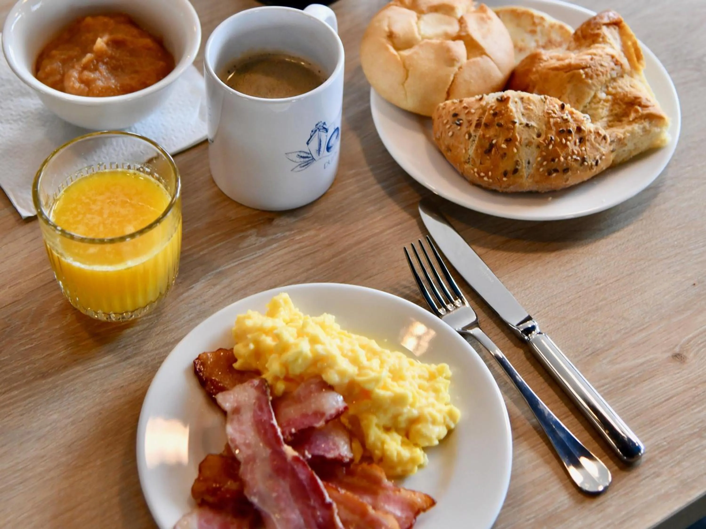 Breakfast in ibis budget Saint Nazaire Centre Gare