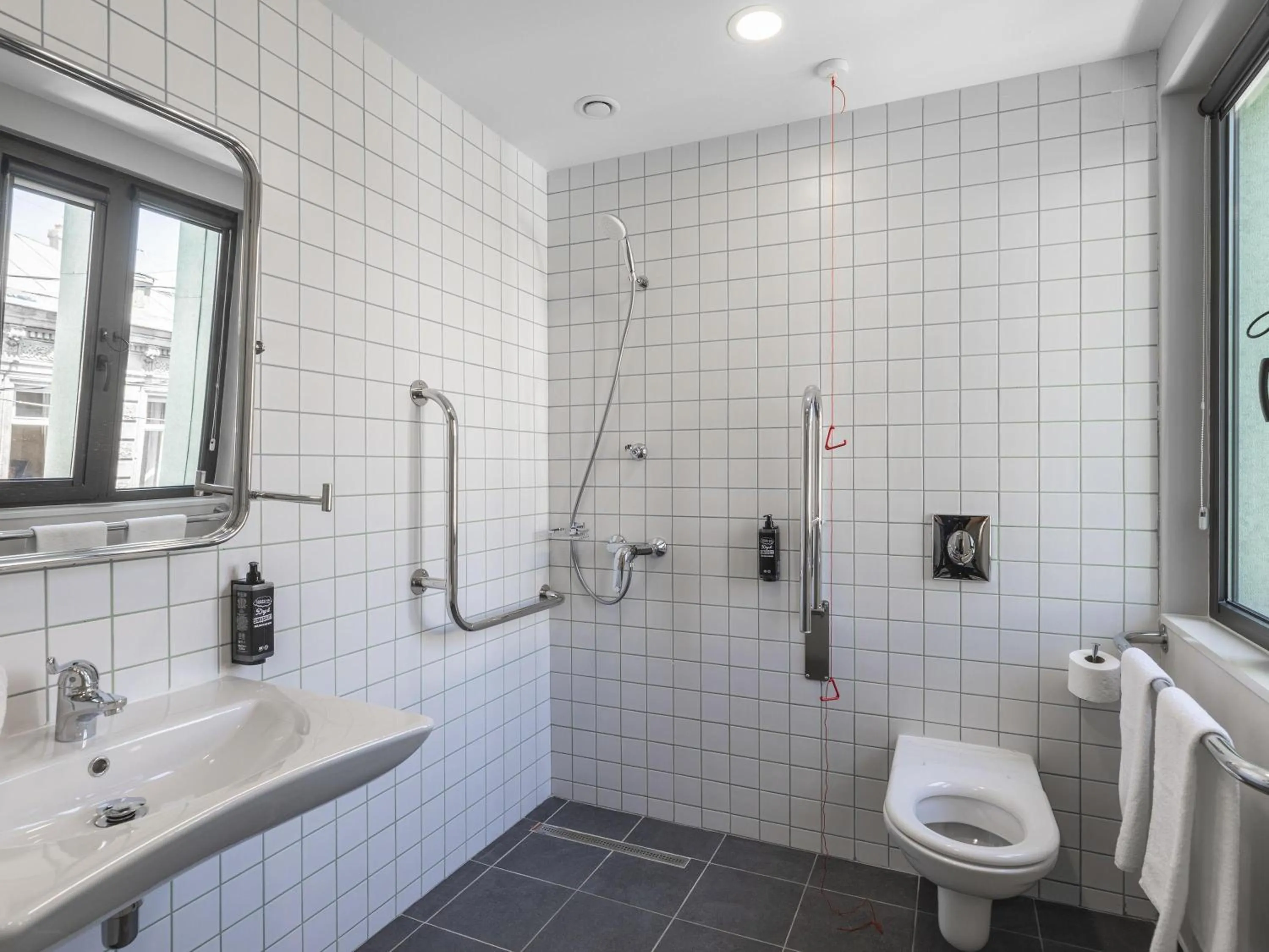 Bedroom in ibis budget Tbilisi Center