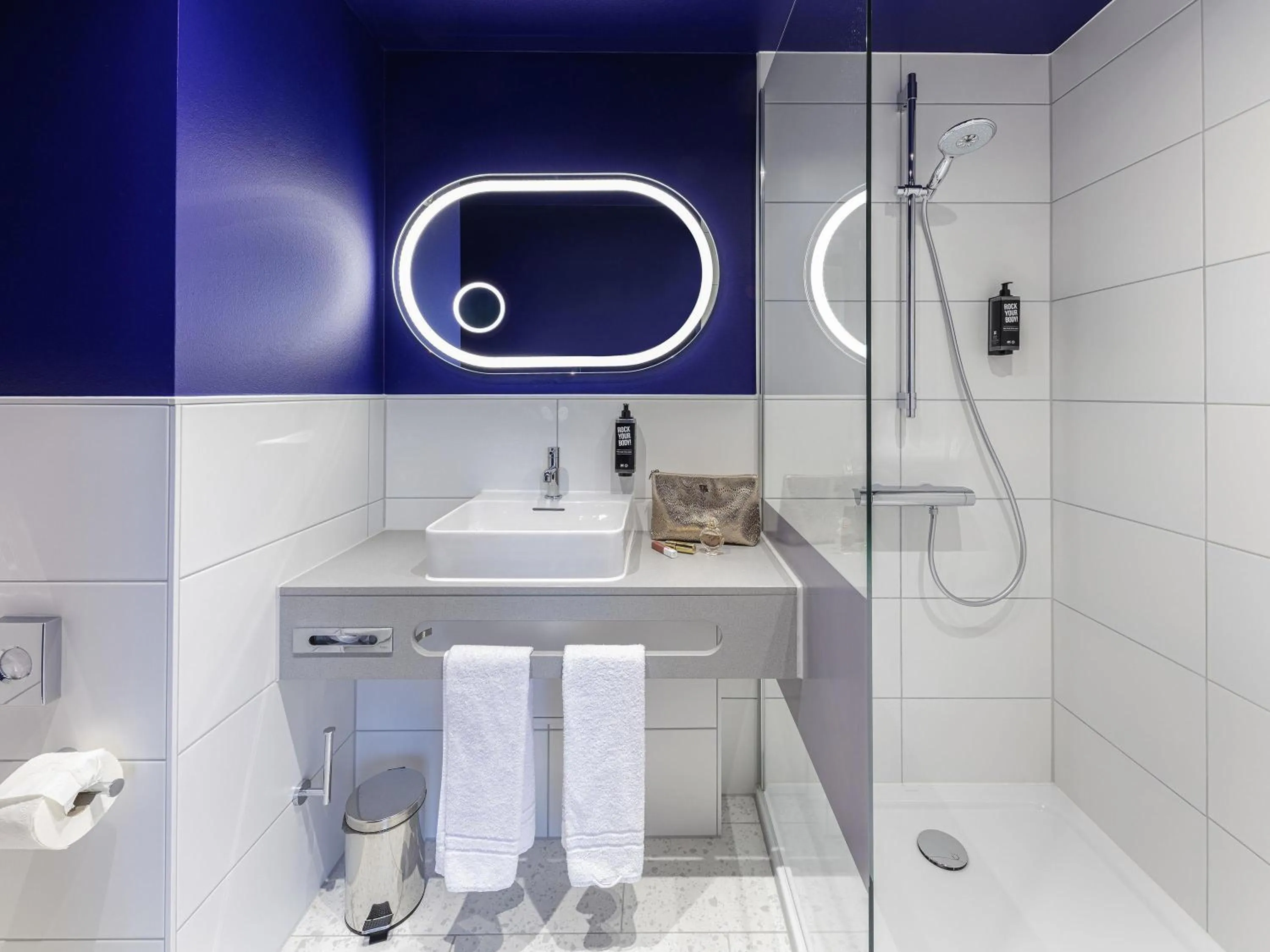 Bedroom in ibis Styles Muenchen Perlach