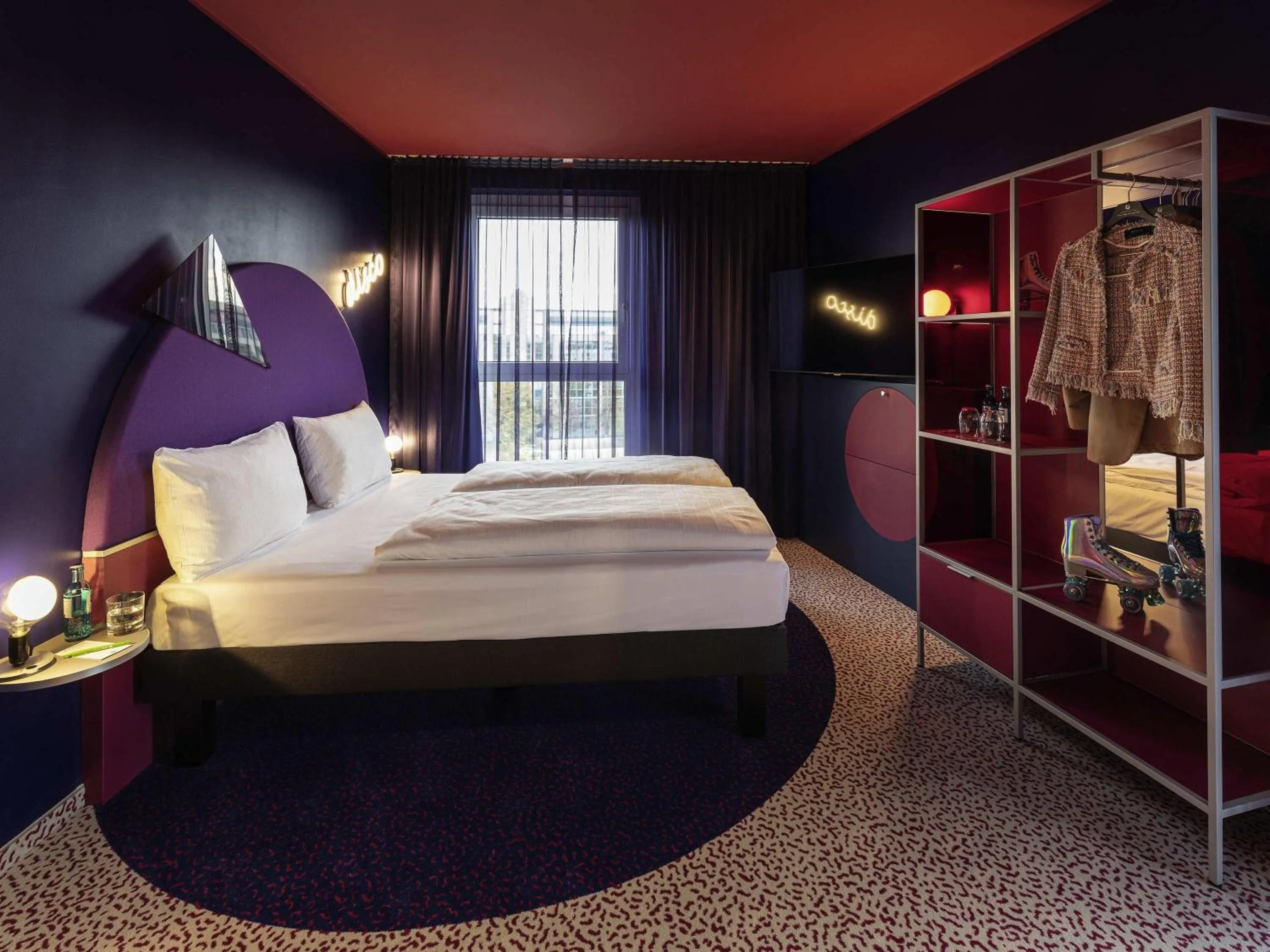 Bedroom, Bed in ibis Styles Muenchen Perlach