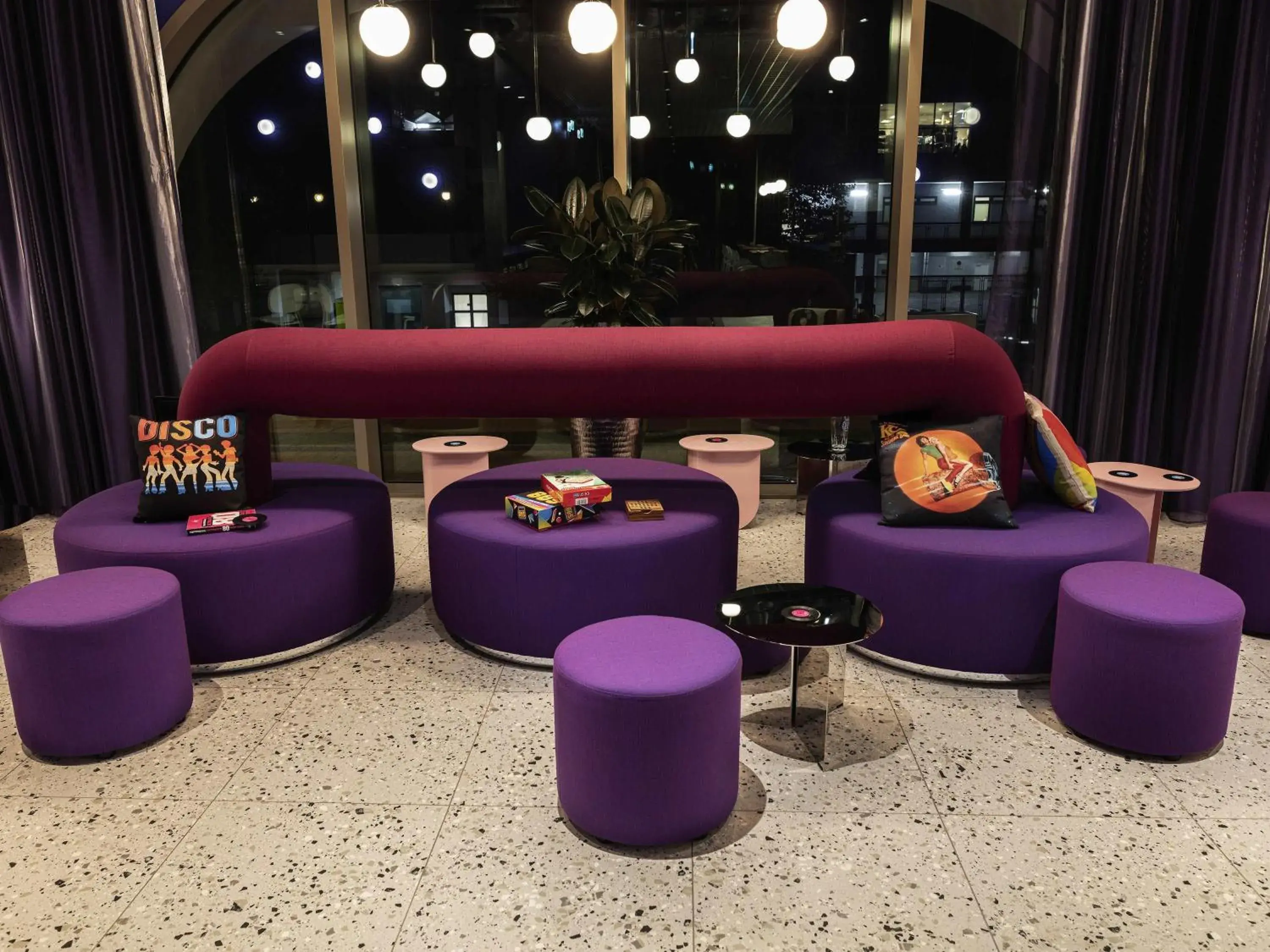 Lounge or bar in ibis Styles Muenchen Perlach Lounge or bar in ibis Styles Muenchen Perlach