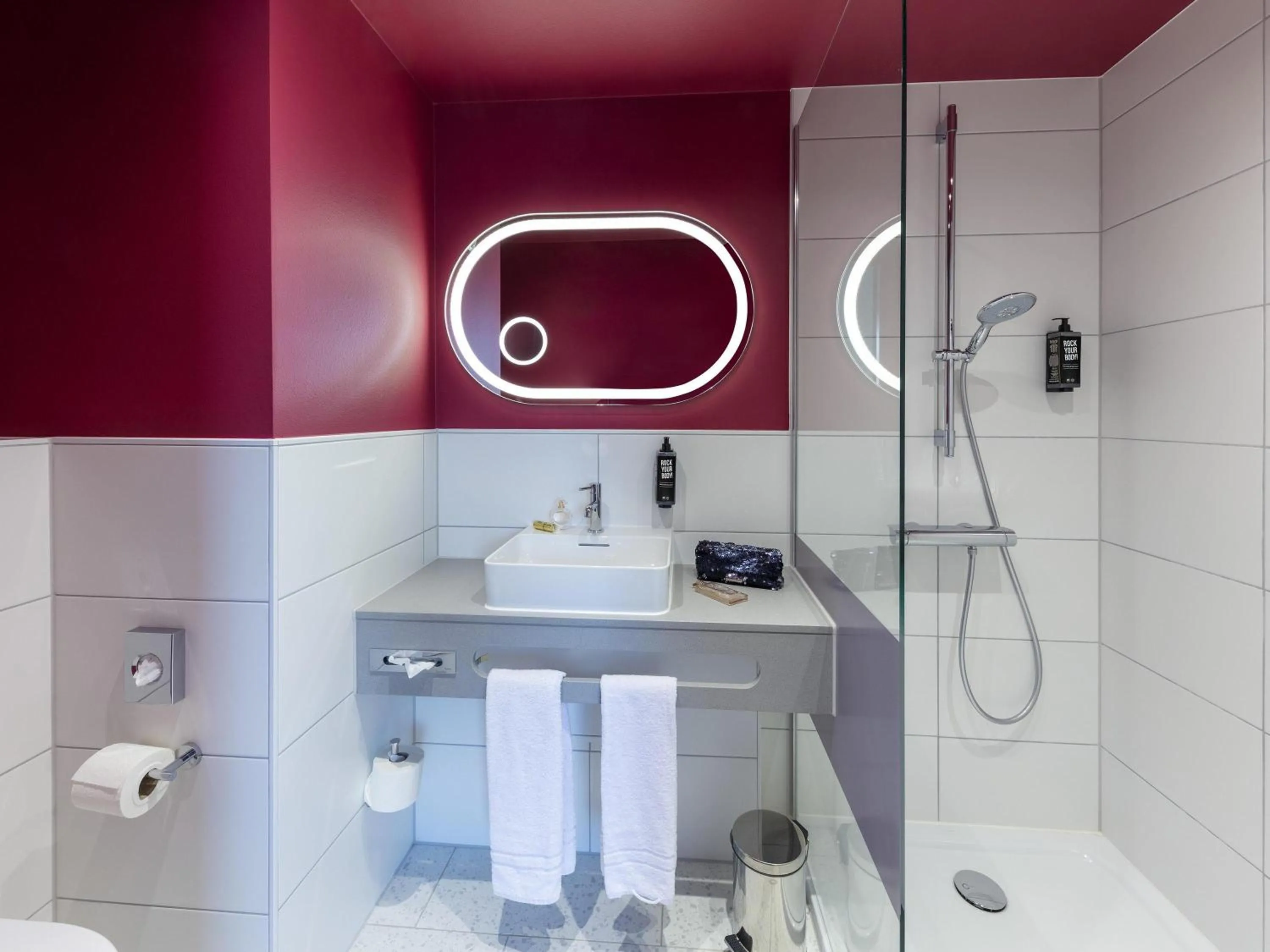 Bedroom in ibis Styles Muenchen Perlach