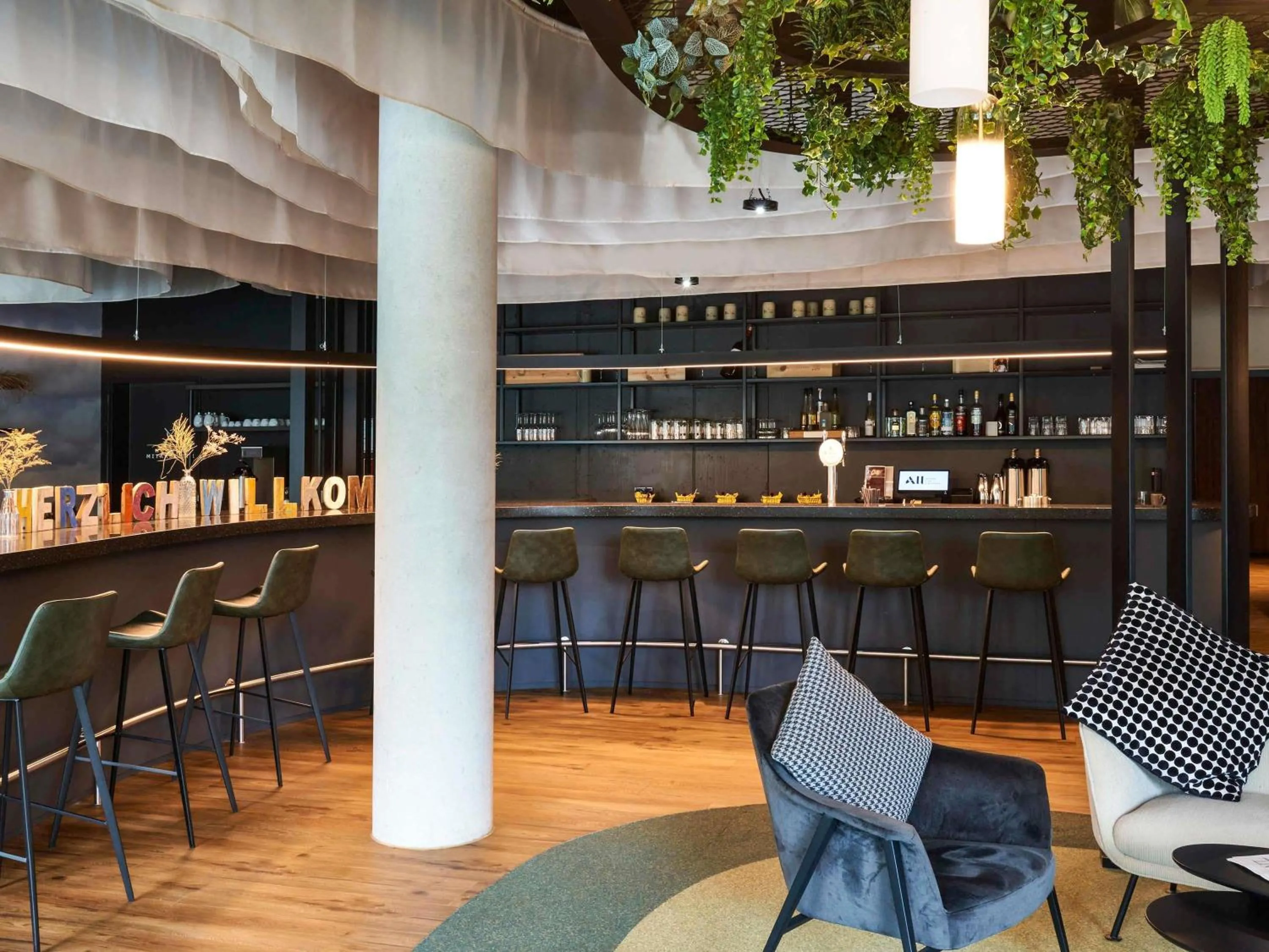 Lounge or bar in Ibis Styles Singen
