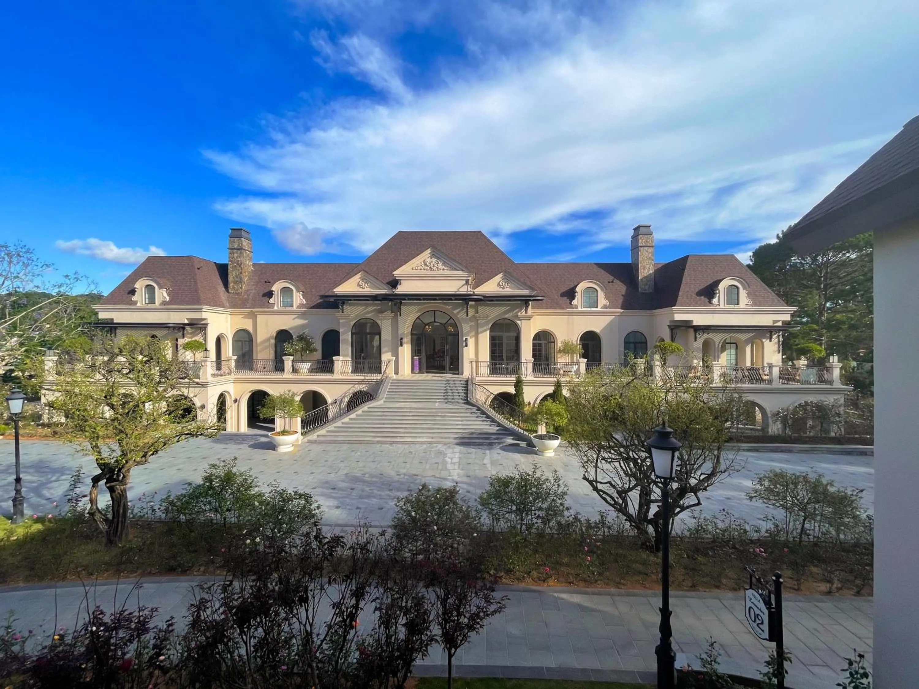 Property building in Mercure Dalat Resort