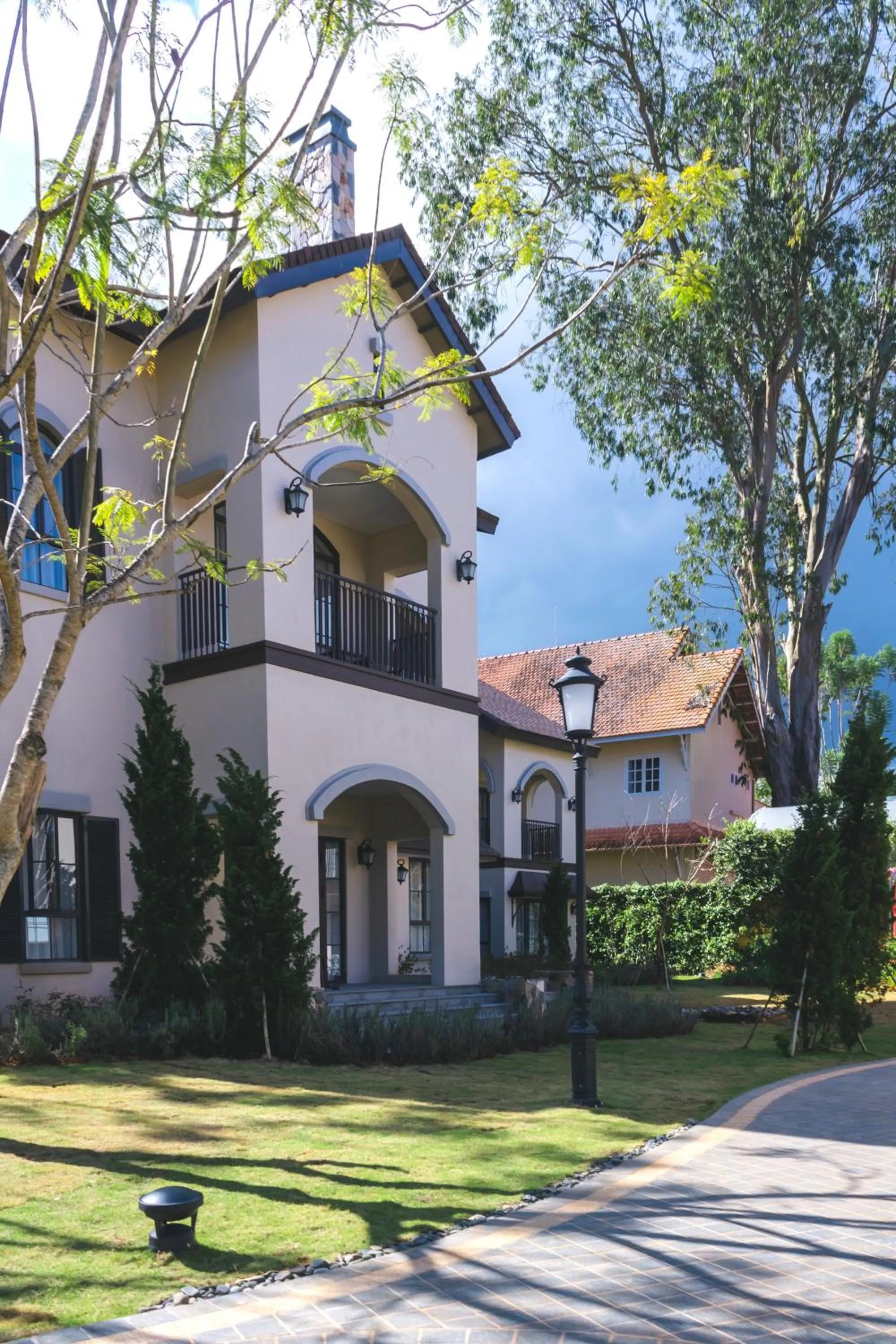 Property building in Mercure Dalat Resort