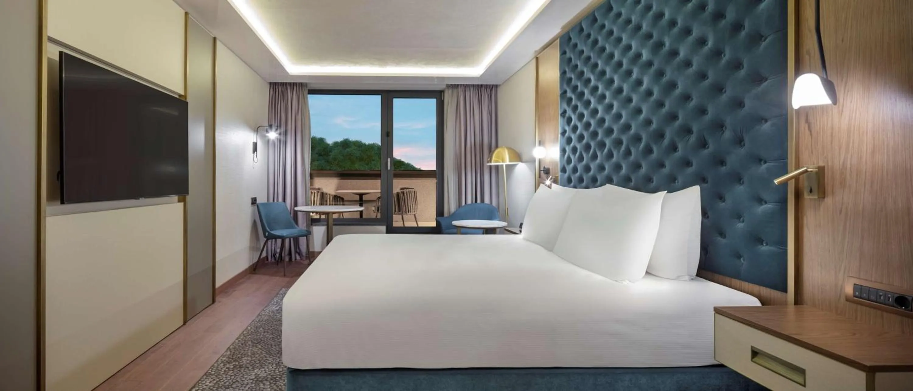 Bed in Doubletree By Hilton Plovdiv Center