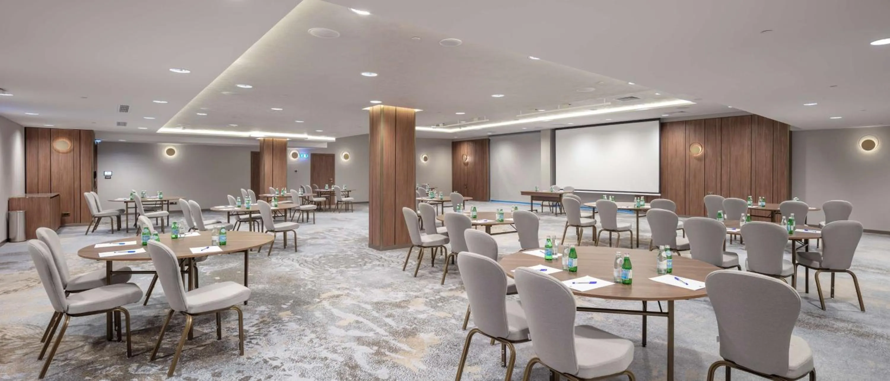 Meeting/conference room in Doubletree By Hilton Plovdiv Center