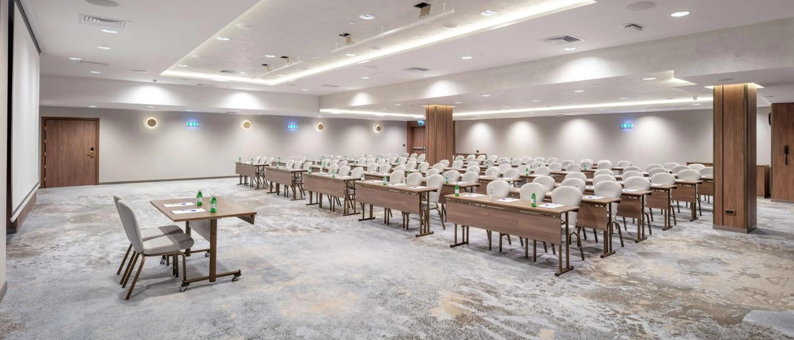 Meeting/conference room in Doubletree By Hilton Plovdiv Center