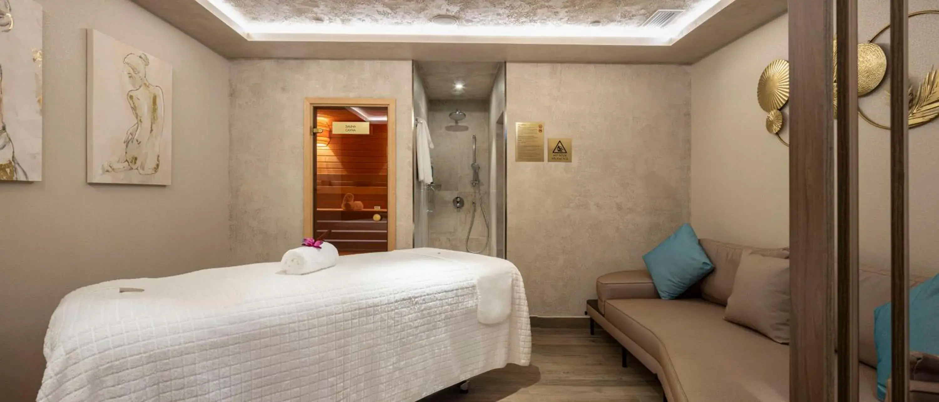 Spa and wellness centre/facilities, Bed in Doubletree By Hilton Plovdiv Center Spa and wellness centre/facilities, Bed in Doubletree By Hilton Plovdiv Center