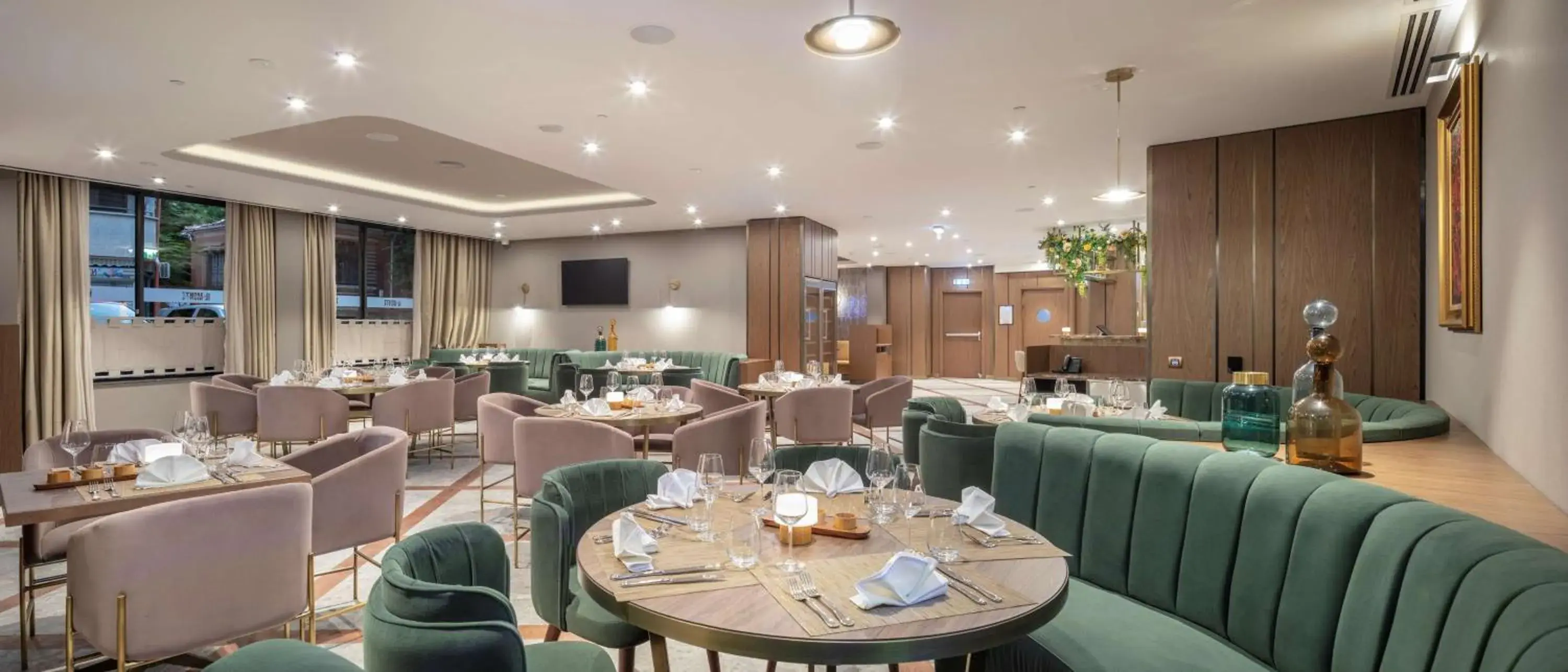 Restaurant/places to eat in Doubletree By Hilton Plovdiv Center Restaurant/places to eat in Doubletree By Hilton Plovdiv Center