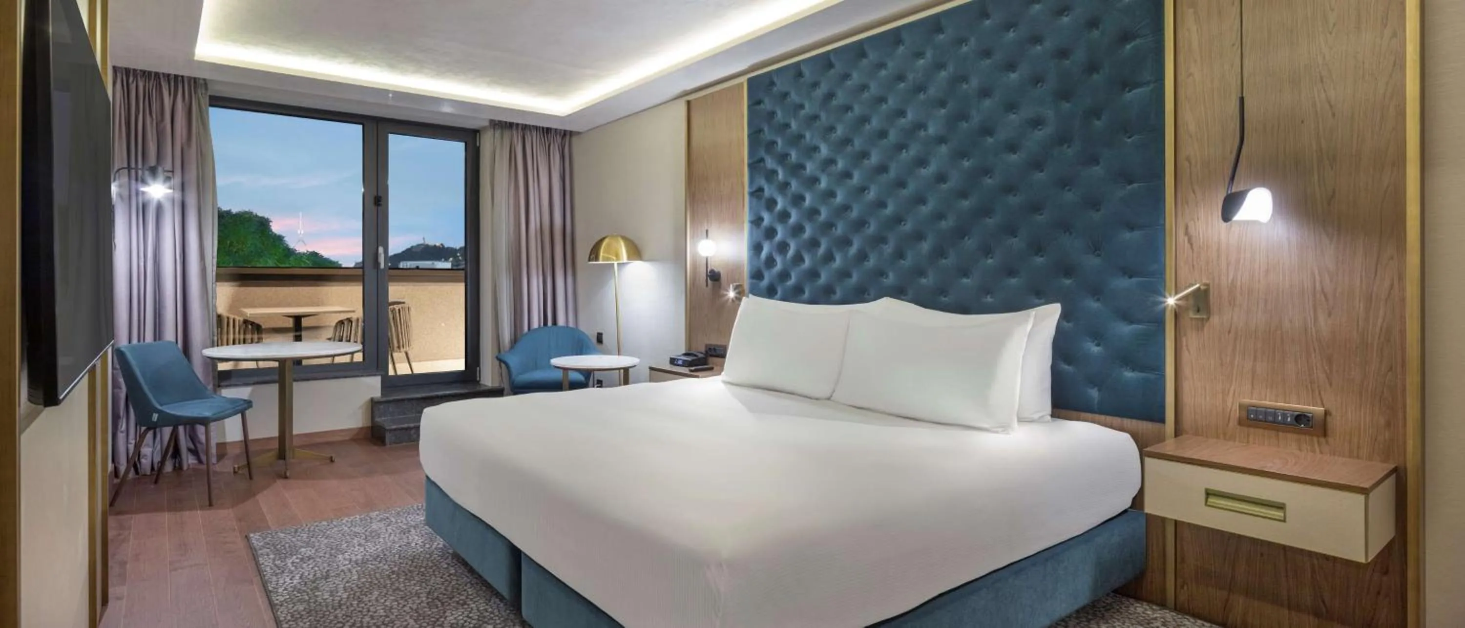 Bed in Doubletree By Hilton Plovdiv Center
