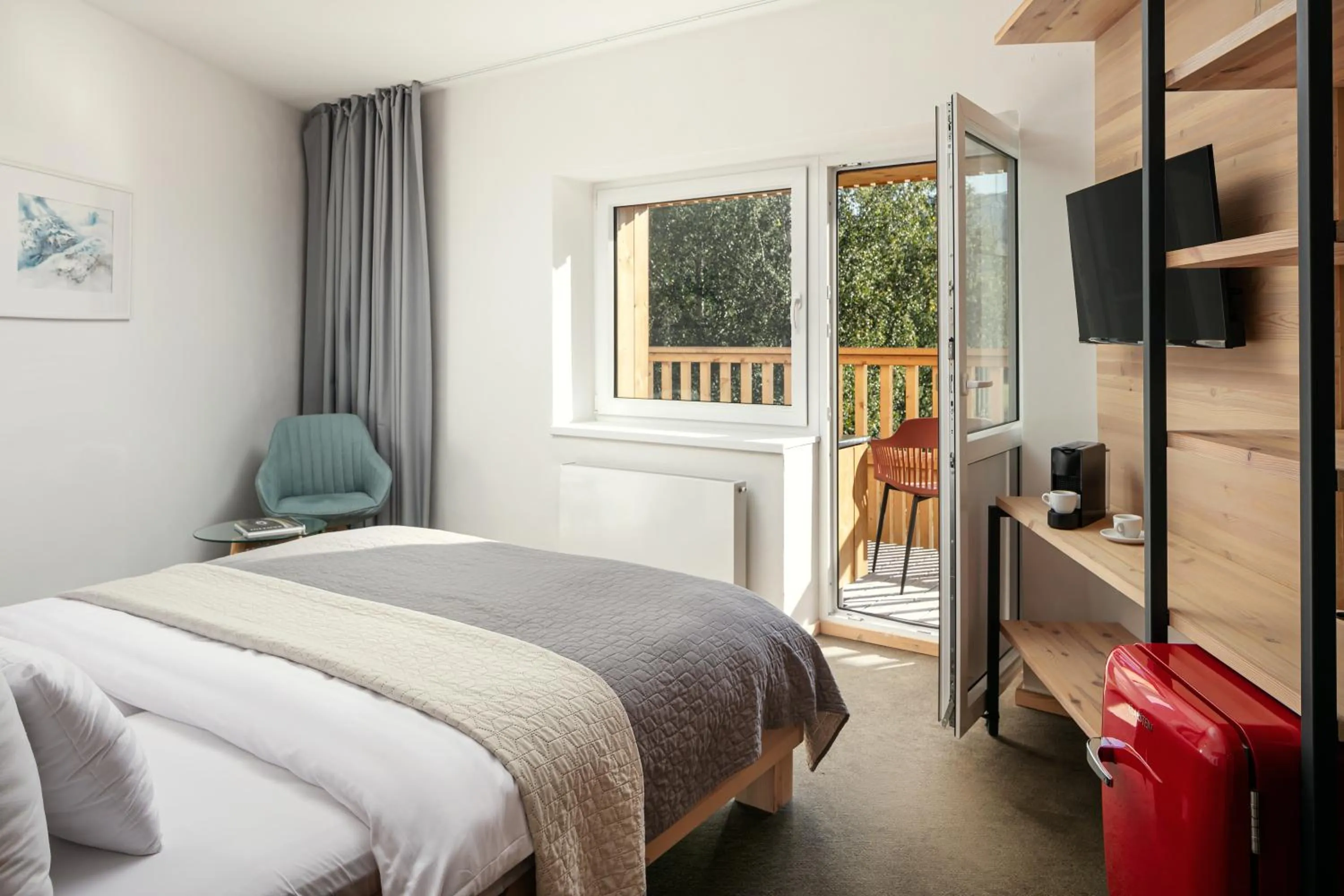 Balcony/Terrace, Bed in Ski & Spa hotel BELLEVUE