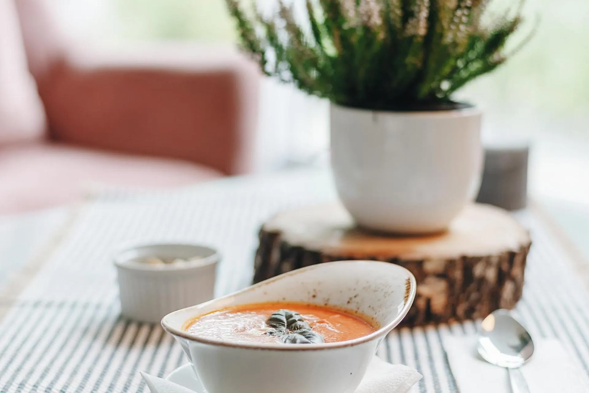 Restaurant/places to eat in Holimo Hotel