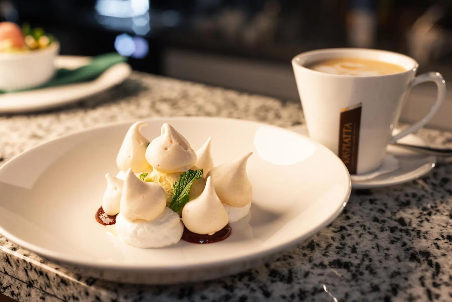 Food in Holimo Hotel