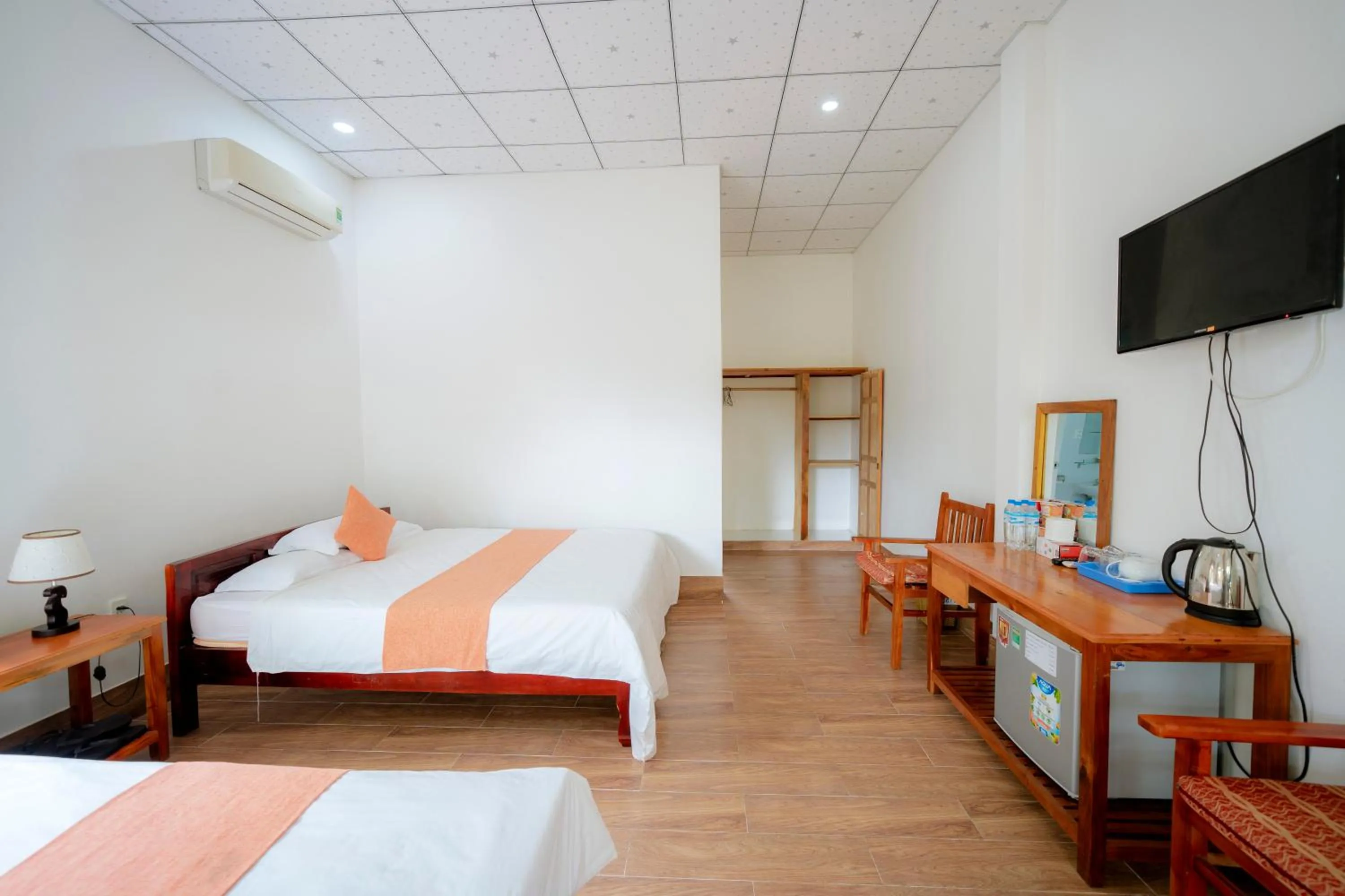 Bed in Thai Tan Tien Hotel