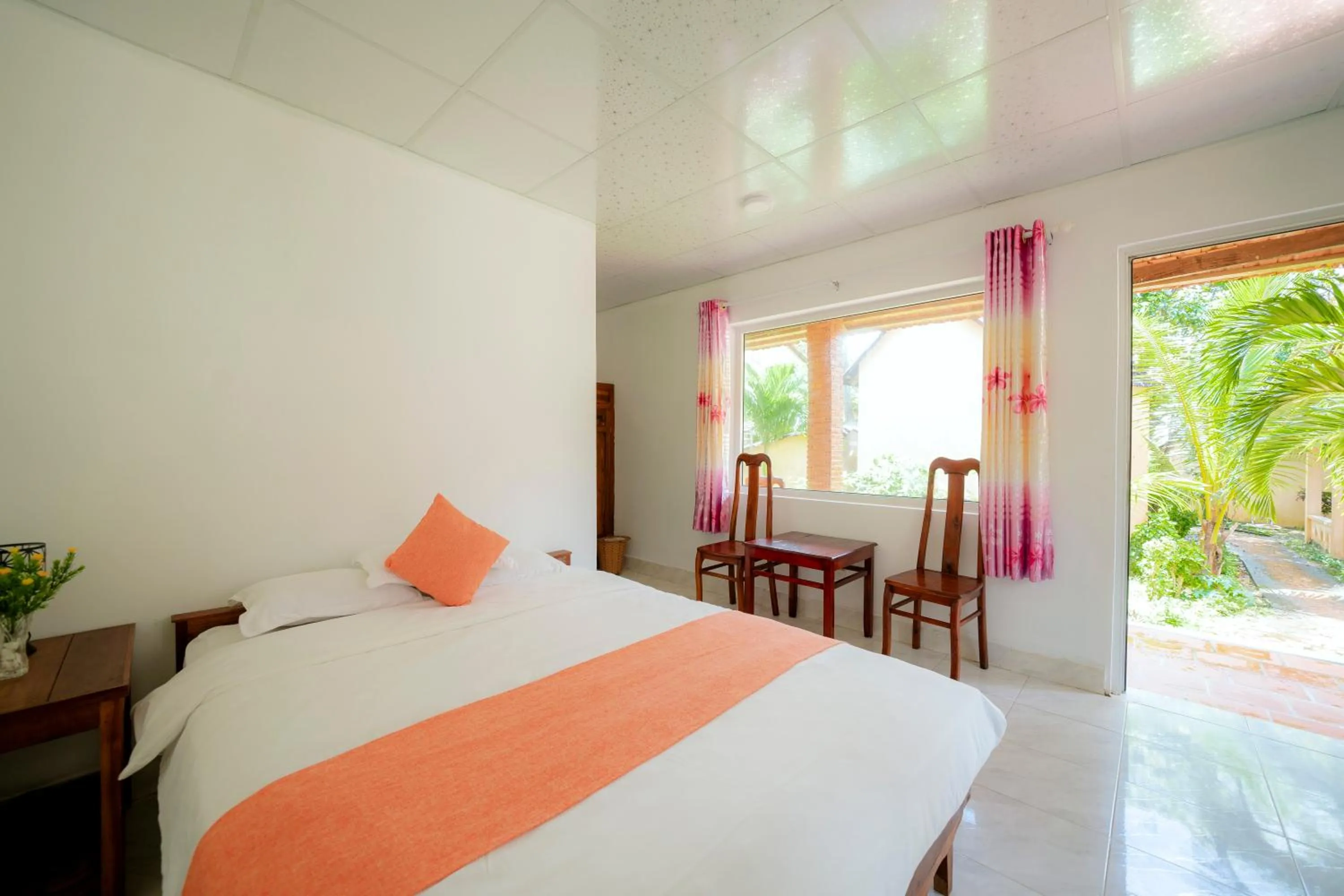 Bed in Thai Tan Tien Hotel